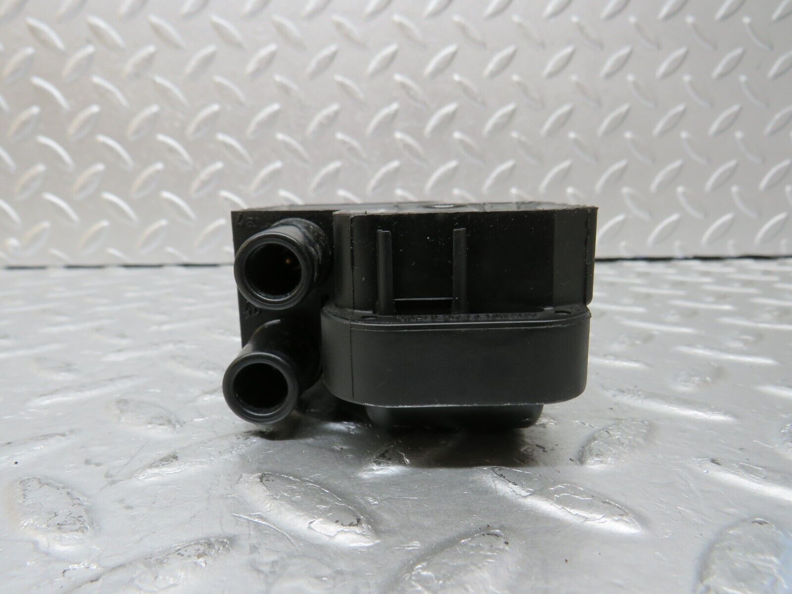 34902 Mercedes-Benz W210 320E Ignition Coil Bosch 0001587803 0221503035