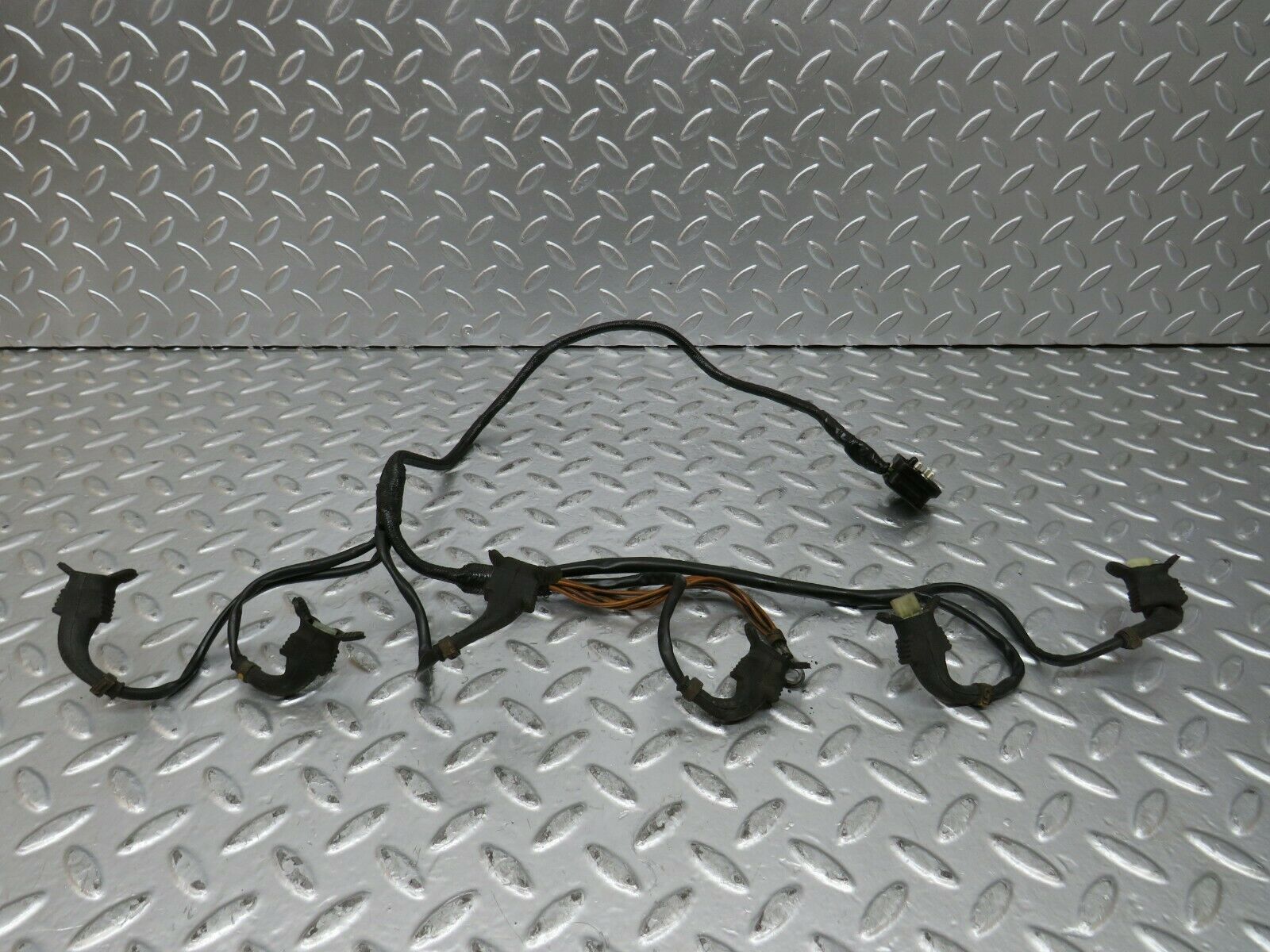 23599 Mercedes-Benz W114 280E Injector Wire Harness