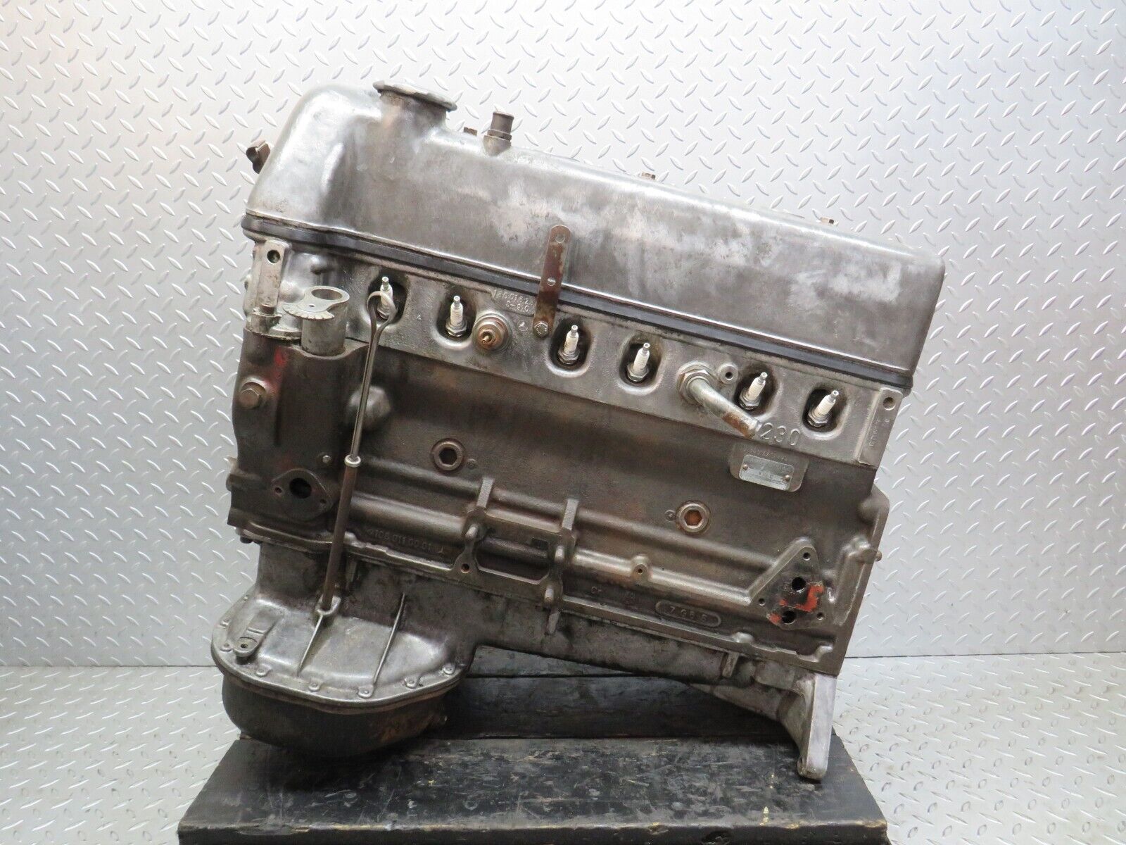 40483 Mercedes-Benz W110 230 Complete Engine 180.945 1080110001