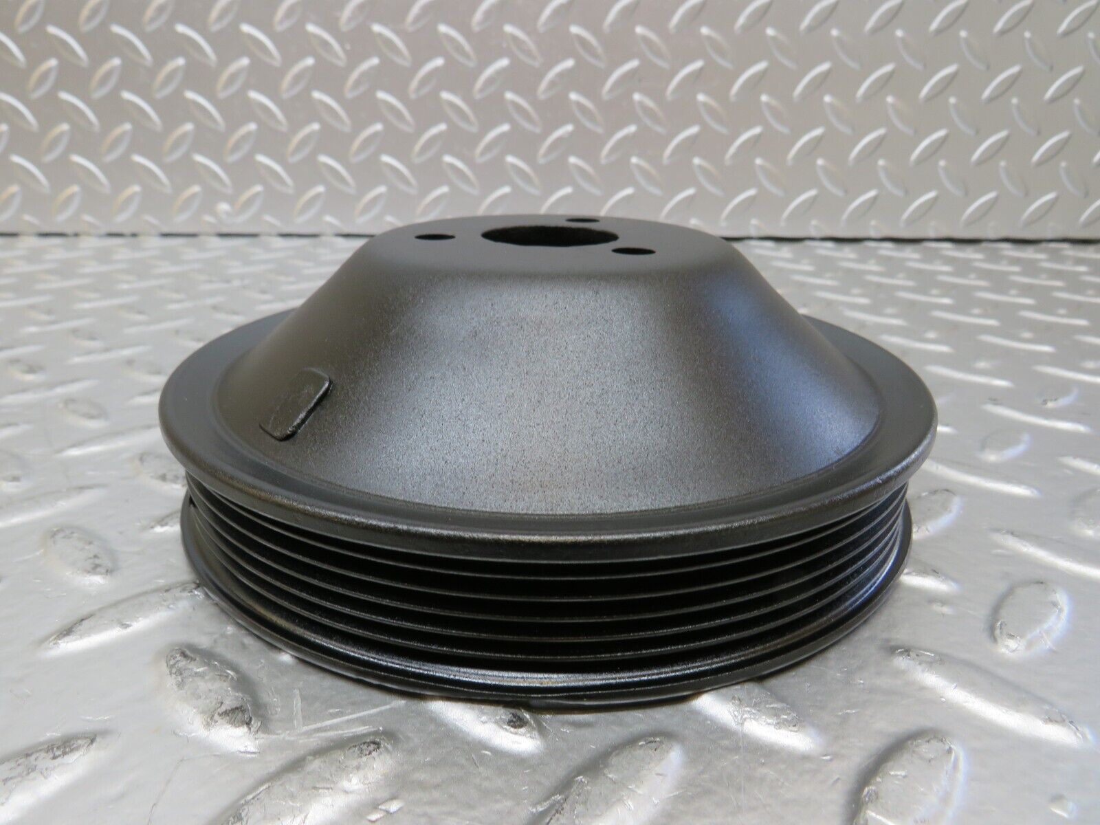 25372 Mercedes-Benz W201 190D Steering Pump Pulley 2014600479