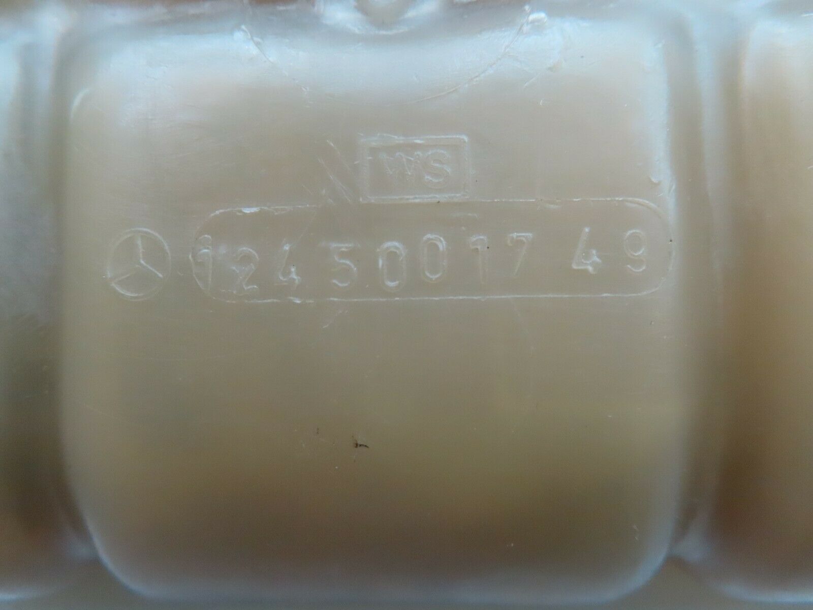 5373 Mercedes-Benz W124 230E Coolant Reservoir Tank 1245001749