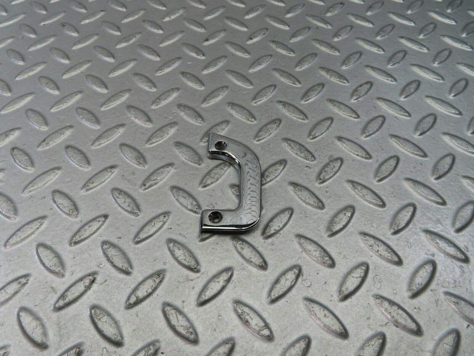 9070 Mercedes-Benz W115 Left Interior Chrome Door Latch Trim