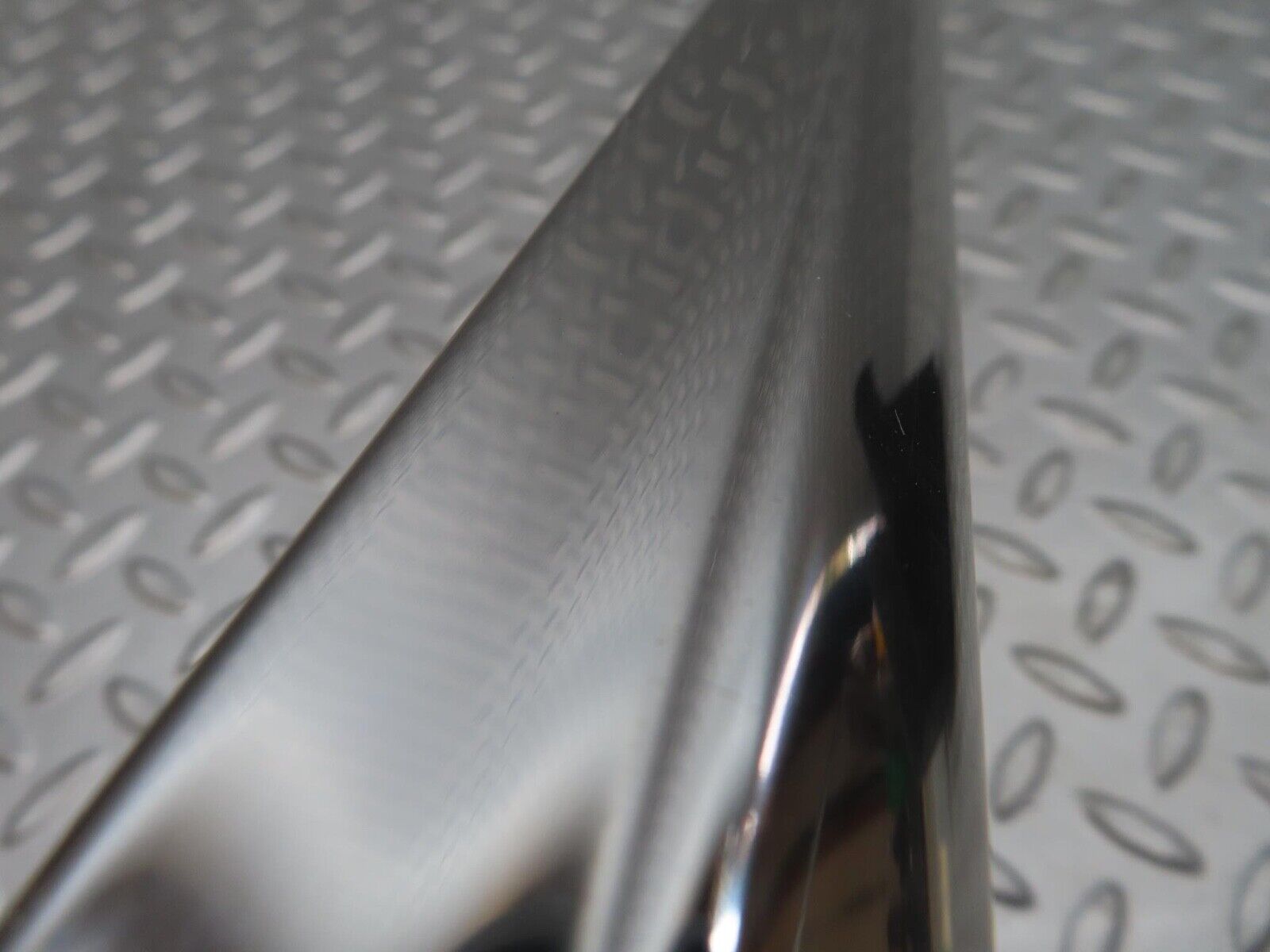 12451 Mercedes-Benz W108 280SE 3.5 Front Left Door Chrome Trim