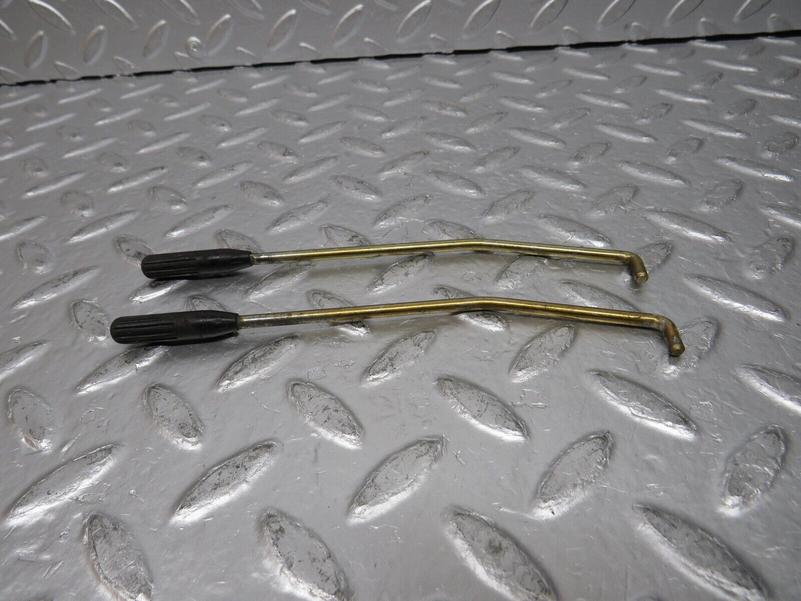 30500 Mercedes-Benz W124 230E Front Door Lock Knob Pair