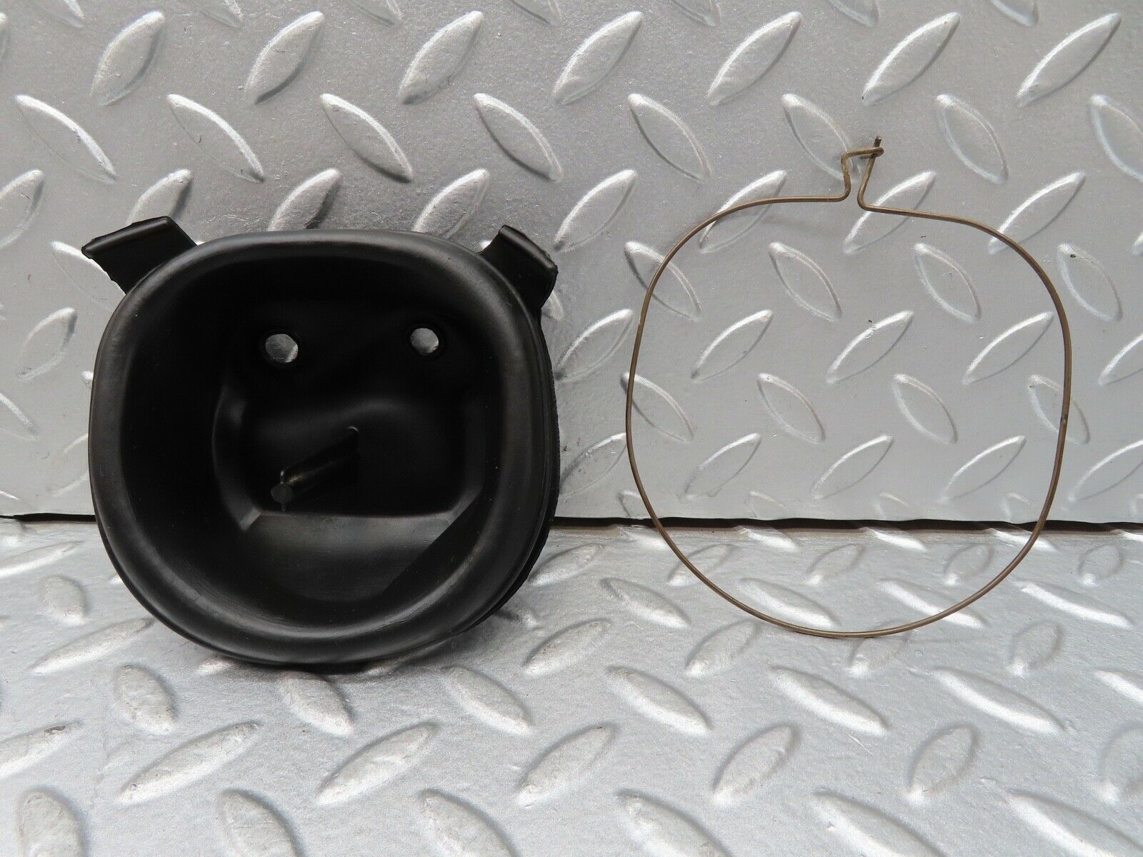 17248 Mercedes-Benz R129 300SL Coupe Fuel Return Under Floor Gasket