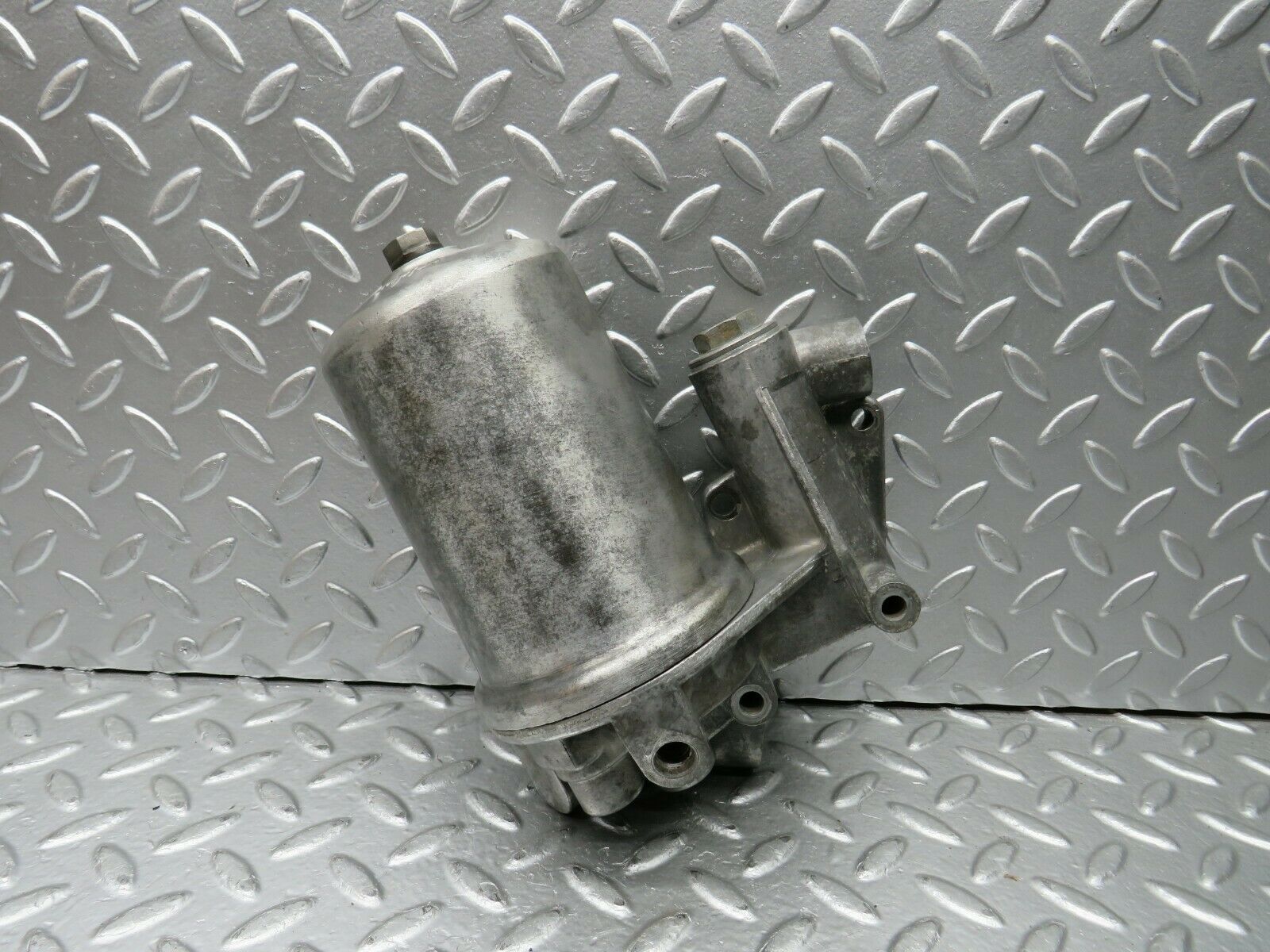 24115 Mercedes-Benz W123 280E Oil Filter Housing 1101802611