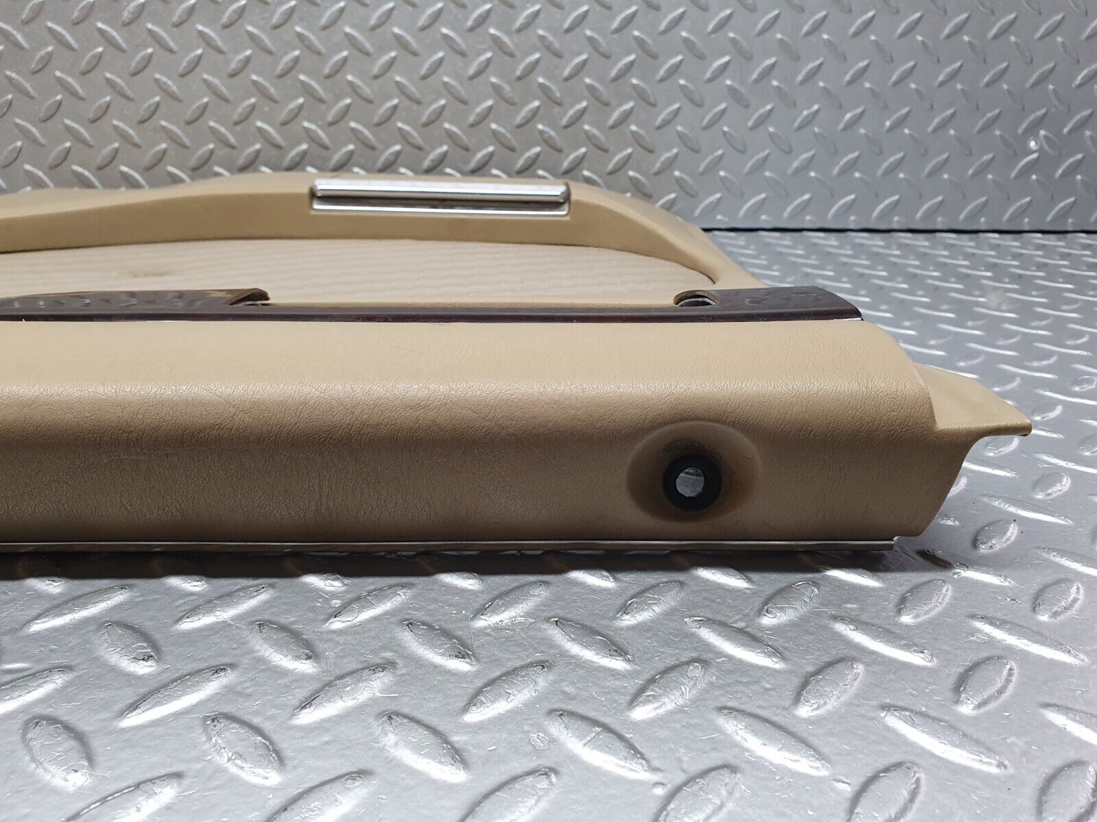 41119 Mercedes-Benz W126 300SE Rear Right Door Card Beige 1267370270