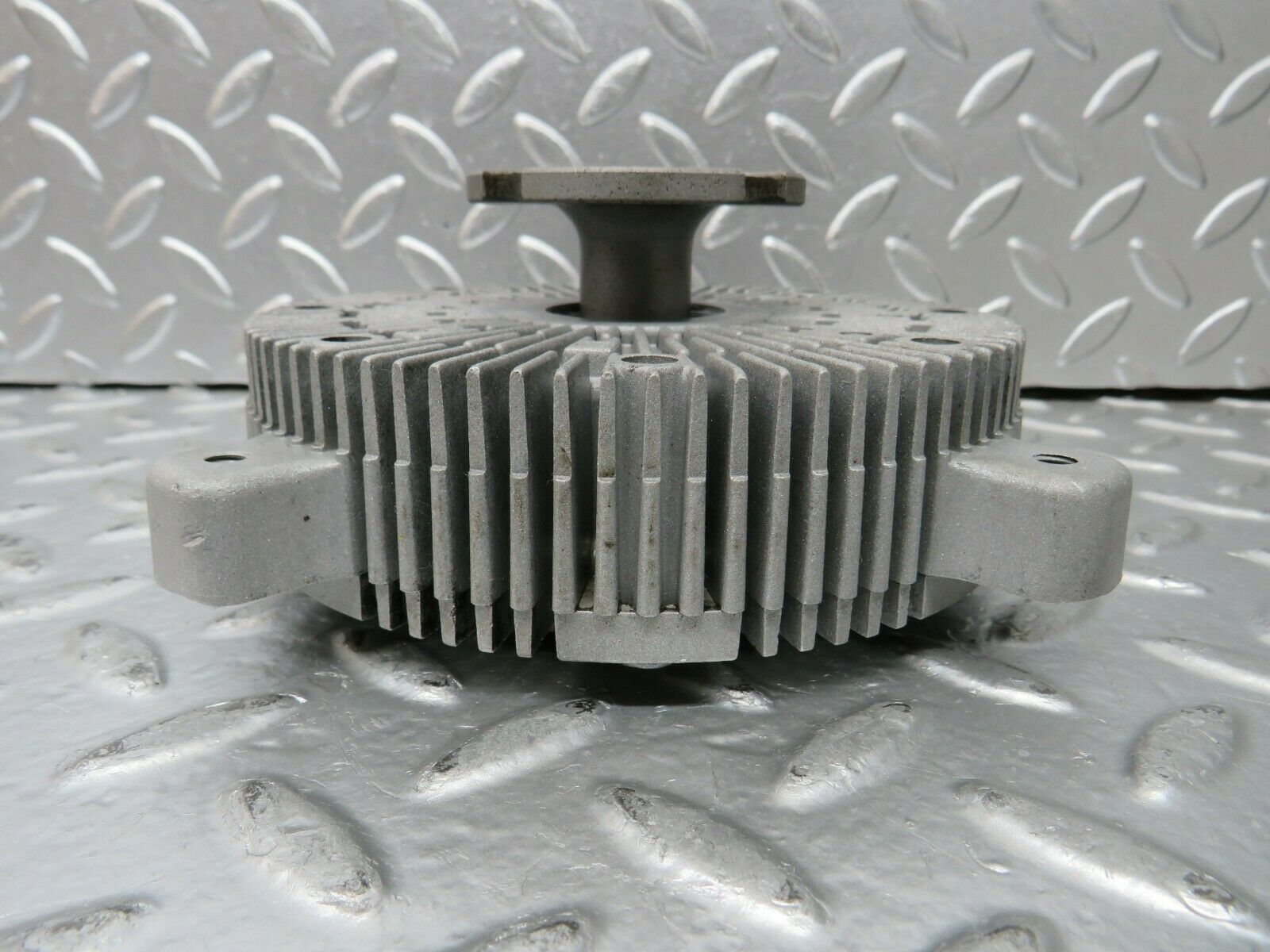 23302 Mercedes-Benz W116 350SE Engine Cooling Fan Clutch 1162000122