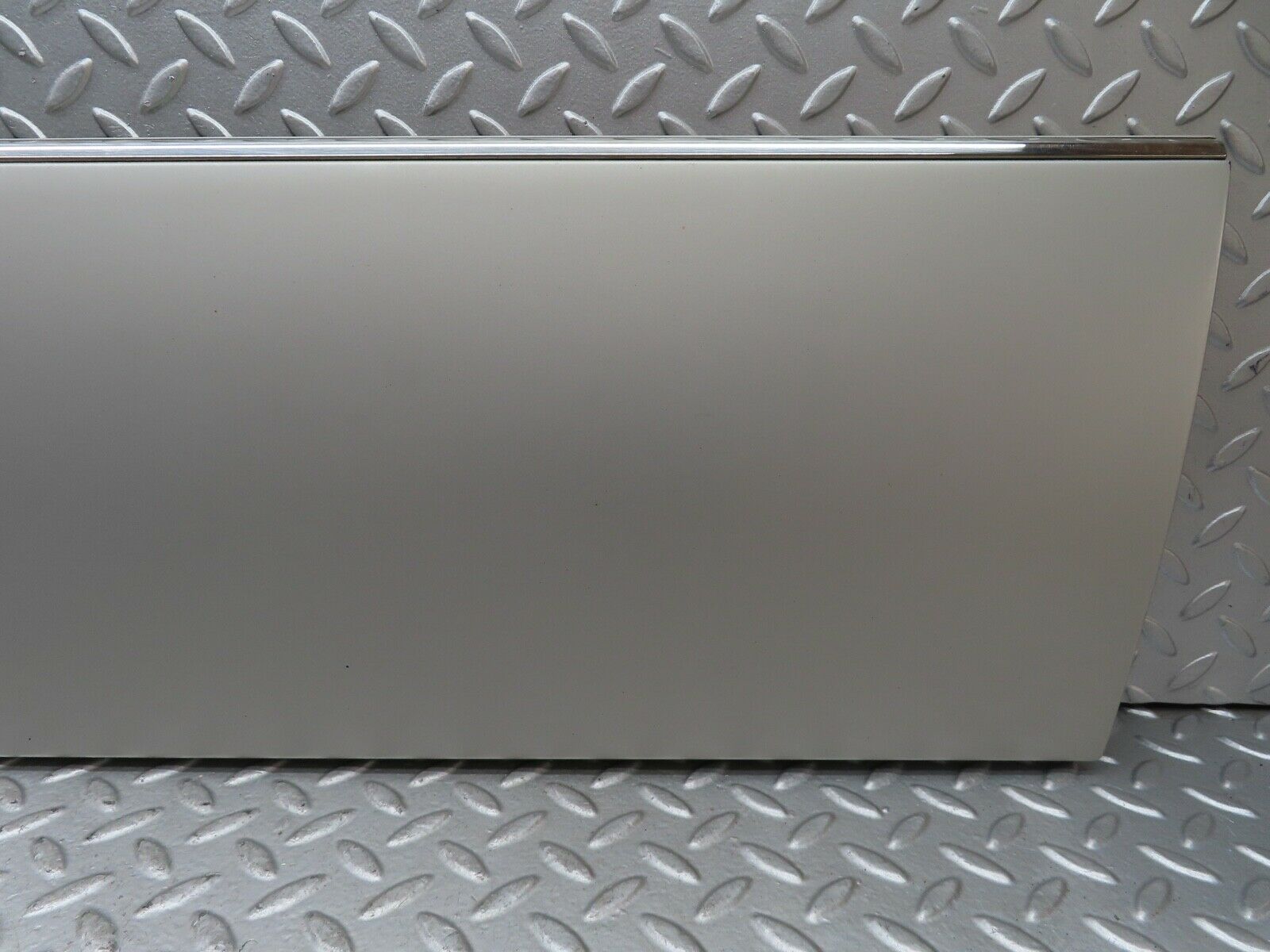 19319 Mercedes-Benz C140 CL420 Coupe Left Door Lower Moulding Trim 1406901940