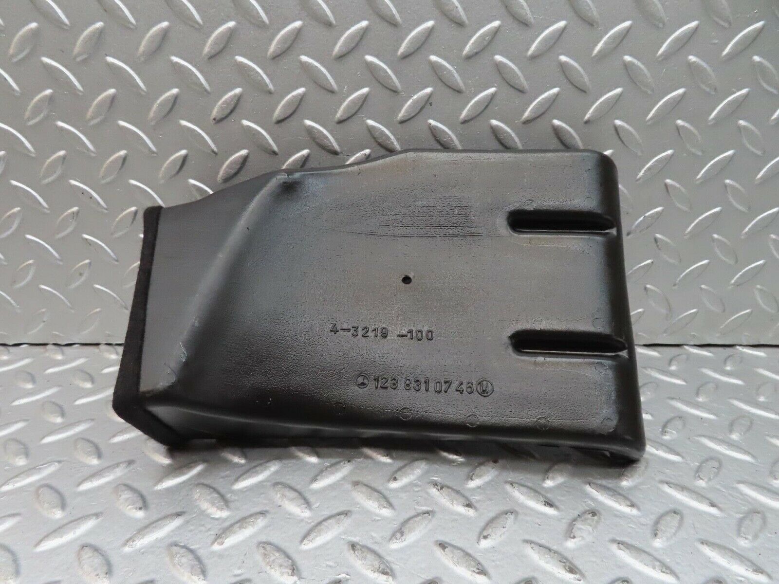 15304 Mercedes-Benz W123 230E Air Duct Heater Ventilation Right 1238310746