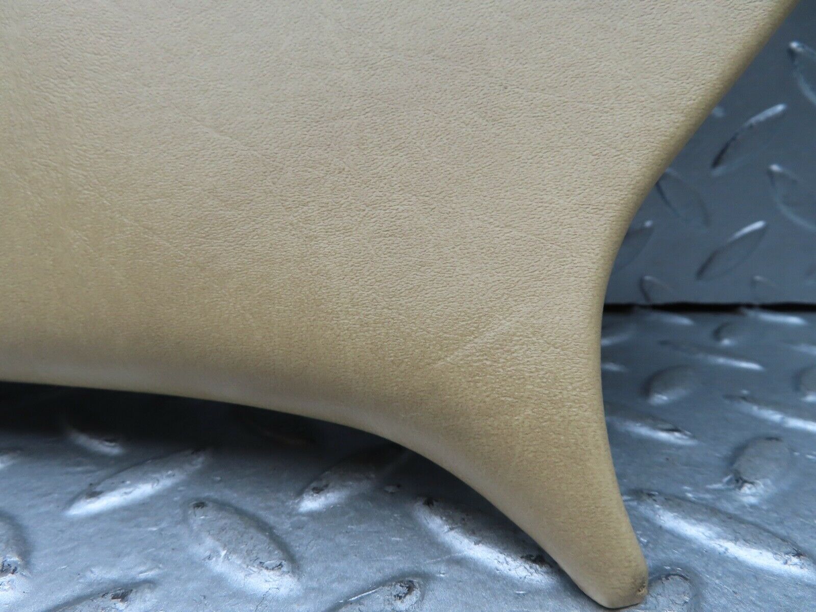 21048 Mercedes-Benz W123 230E C Pillar Cover Right Side Beige 1236900425