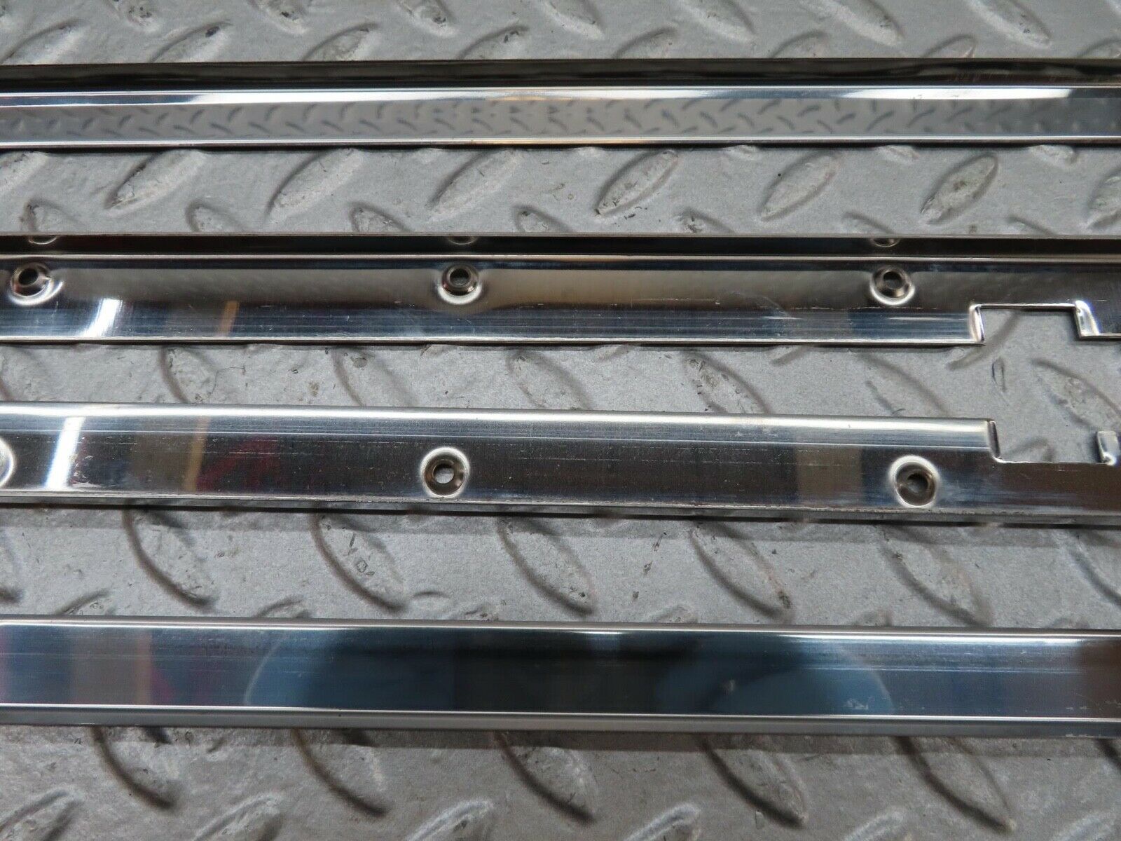 16378 Mercedes-Benz W124 260E Sunroof Chrome Trim Set