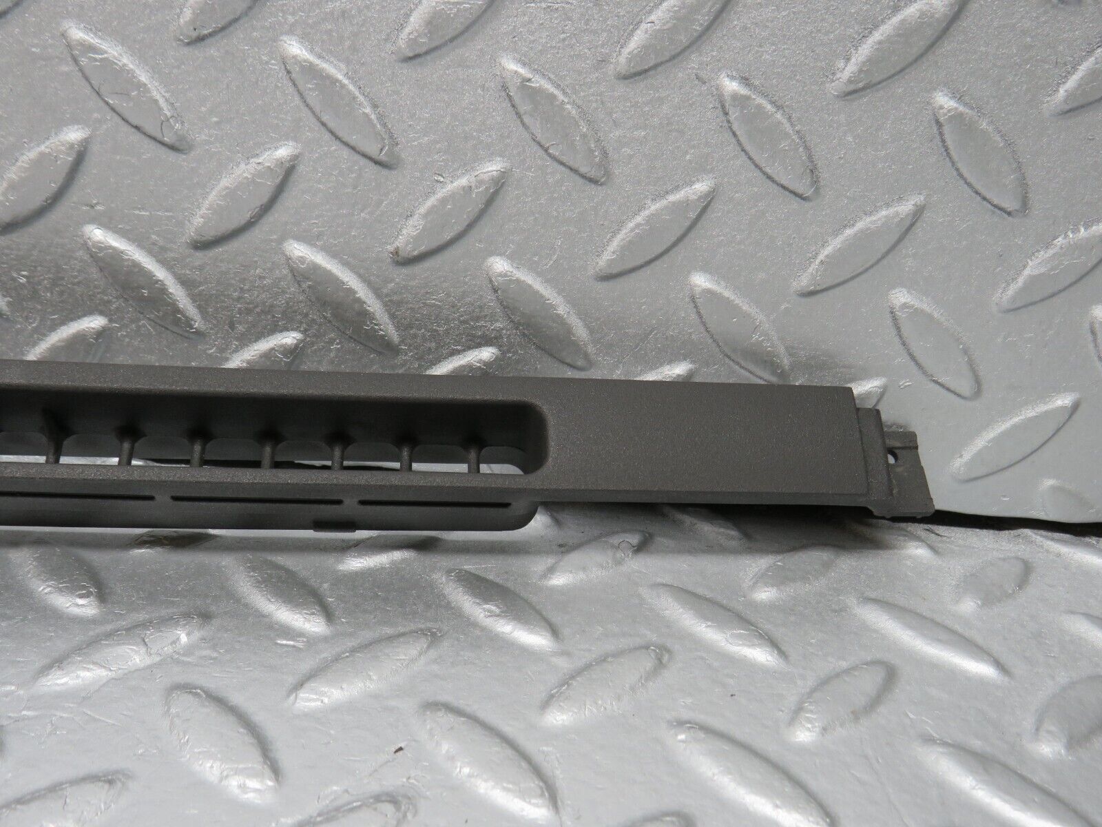 38519 Mercedes-Benz R129 280SL Coupe Dashboard Air Vent Trim Right 1296891280