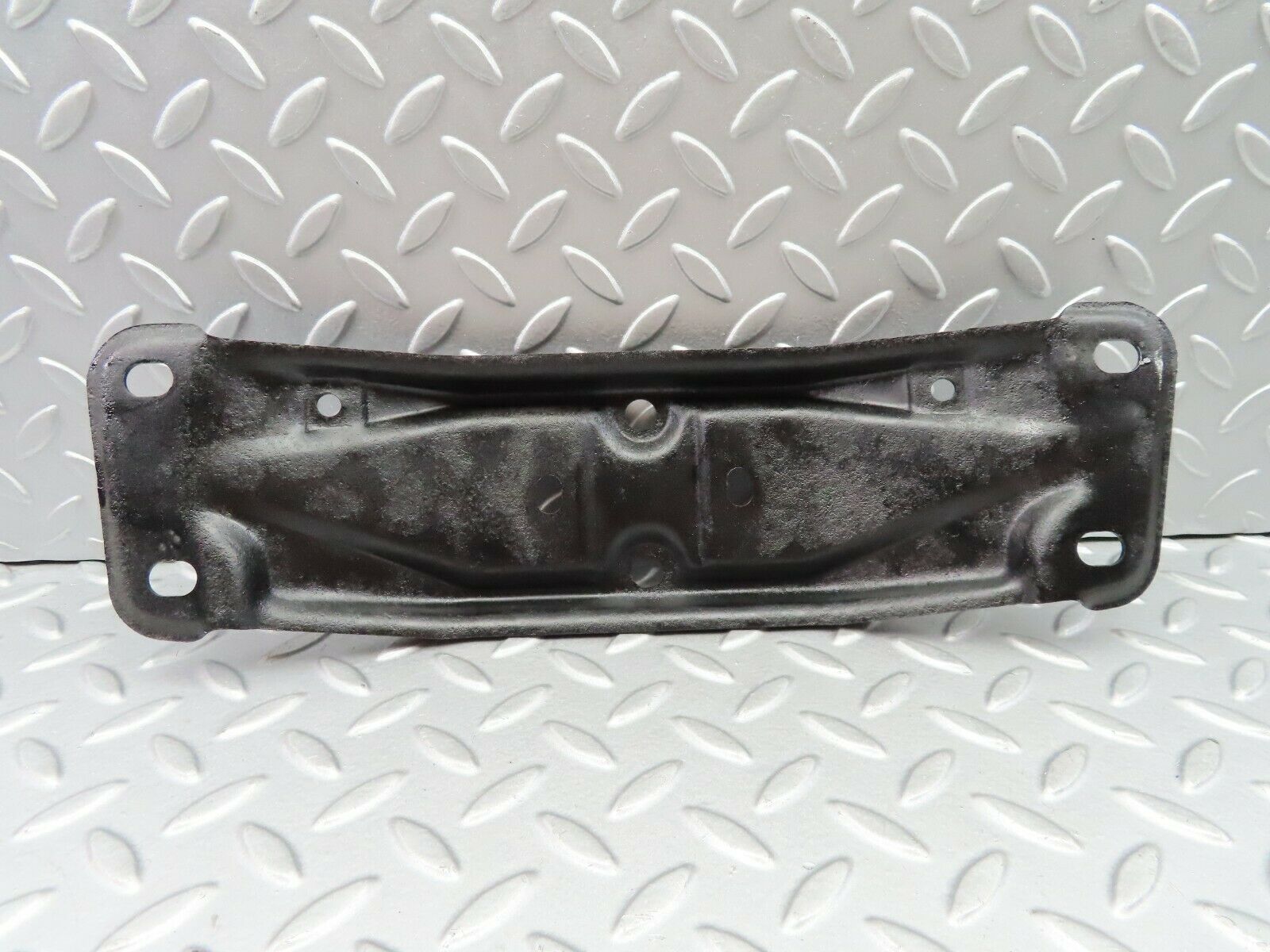 6345 Mercedes-Benz W126 380SE Gearbox Mount Bracket Holder