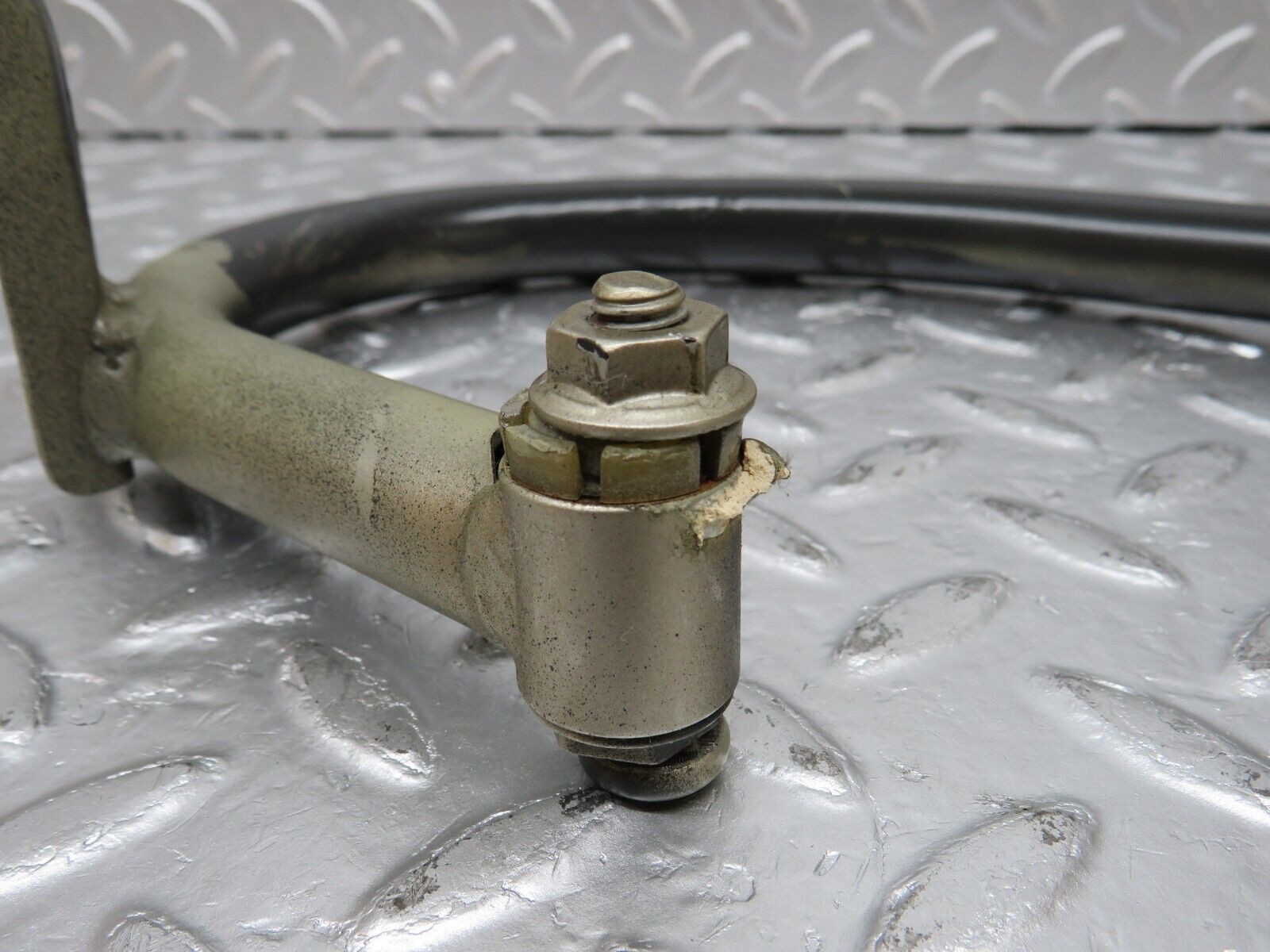 33726 Mercedes-Benz W201 190E 2.0L Trunk Lid Hinge Left Side