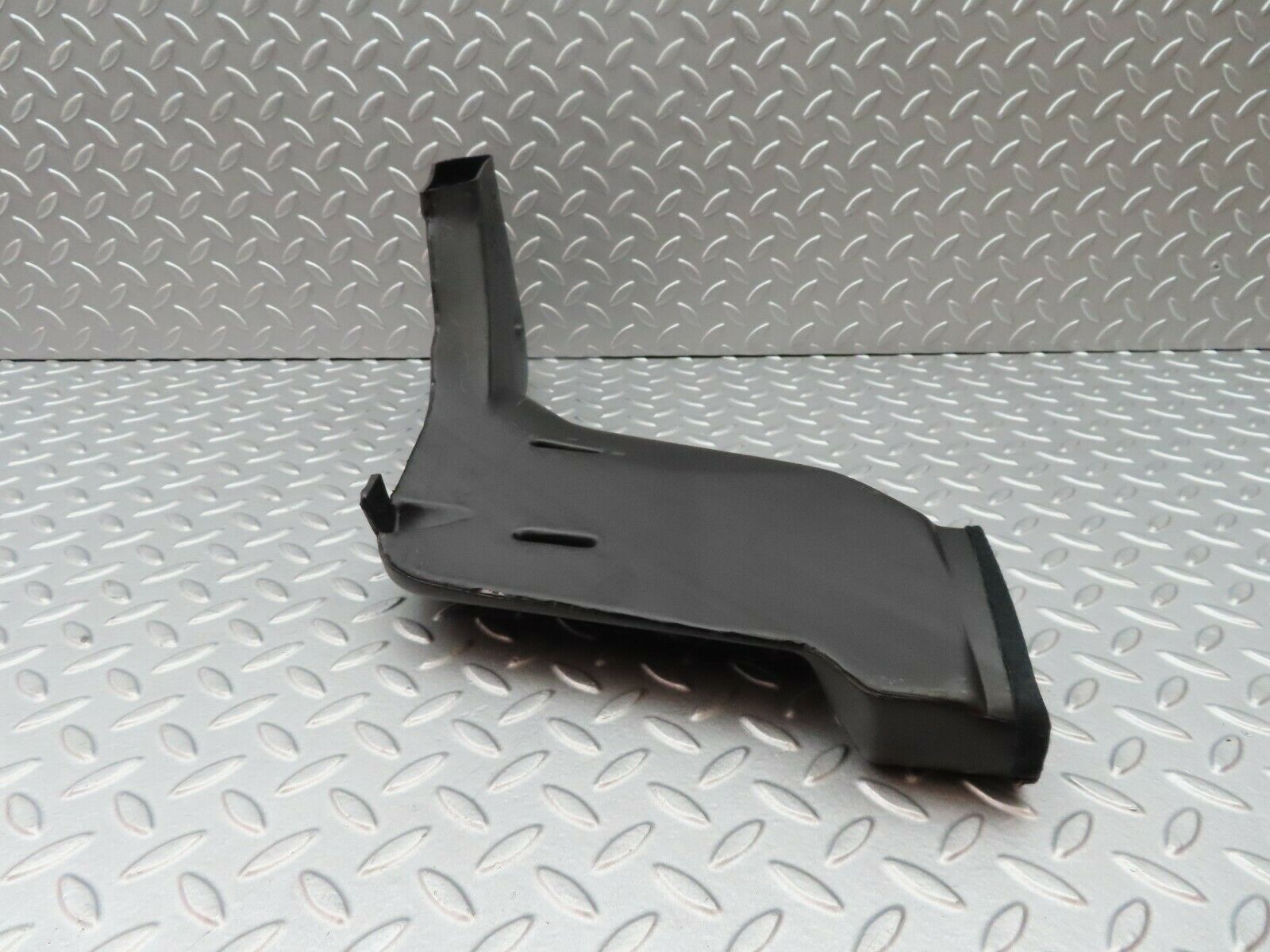 5386 Mercedes-Benz W124 230E Heater Air Duct Vent Right Side 1248311346