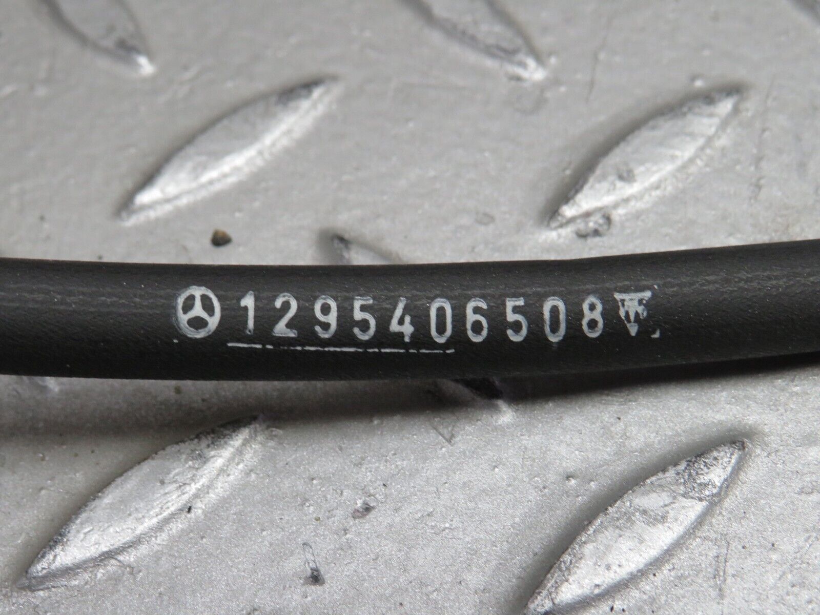 38618 Mercedes-Benz R129 280SL Coupe Roll Over Bar Beige