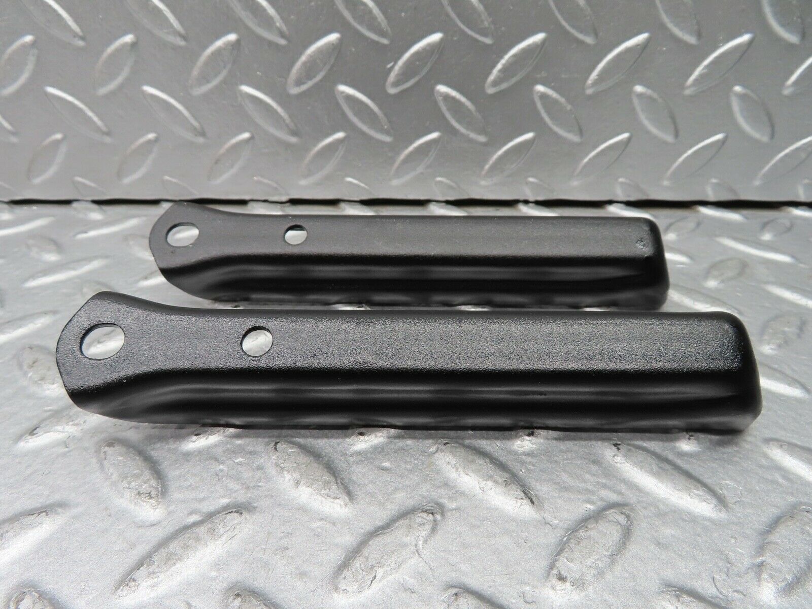 20027 Mercedes-Benz R129 300SL Coupe Air Intake Manifold Bracket