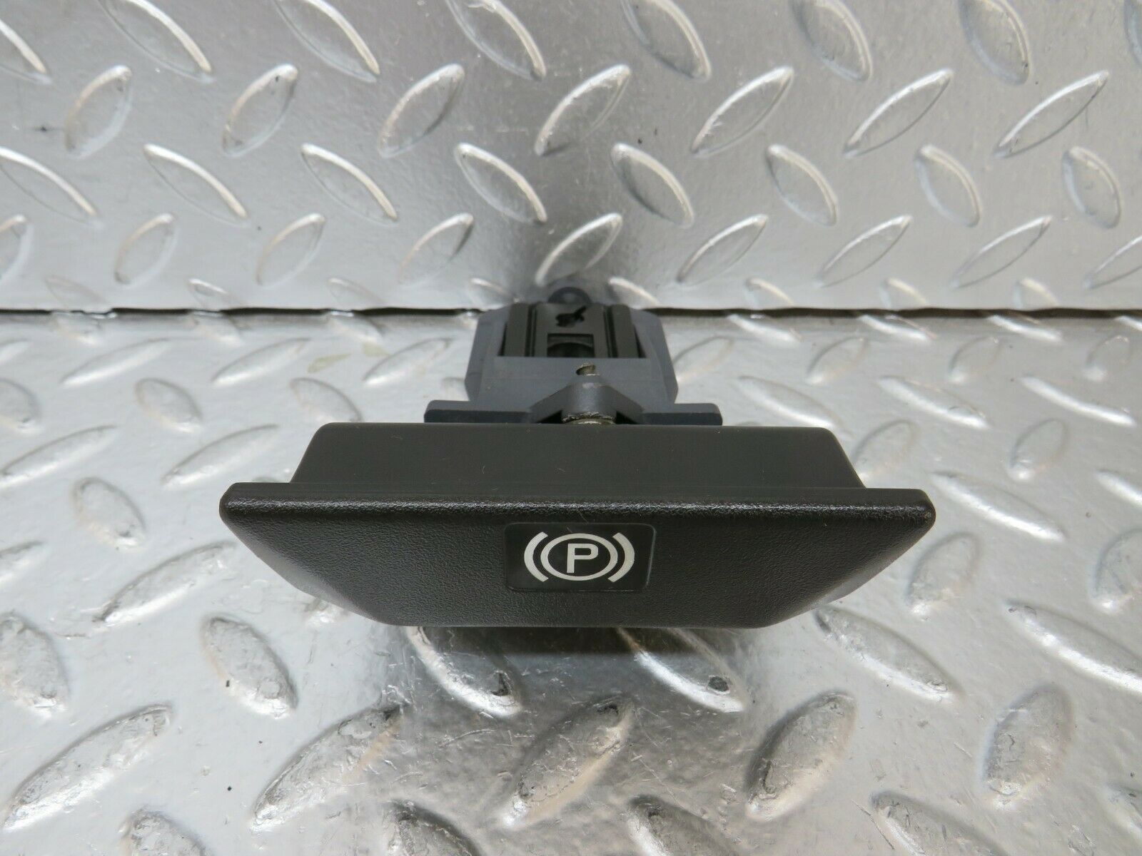 24213 Mercedes-Benz S124 220TE Wagon Parking Brake Release Handle 1244270320