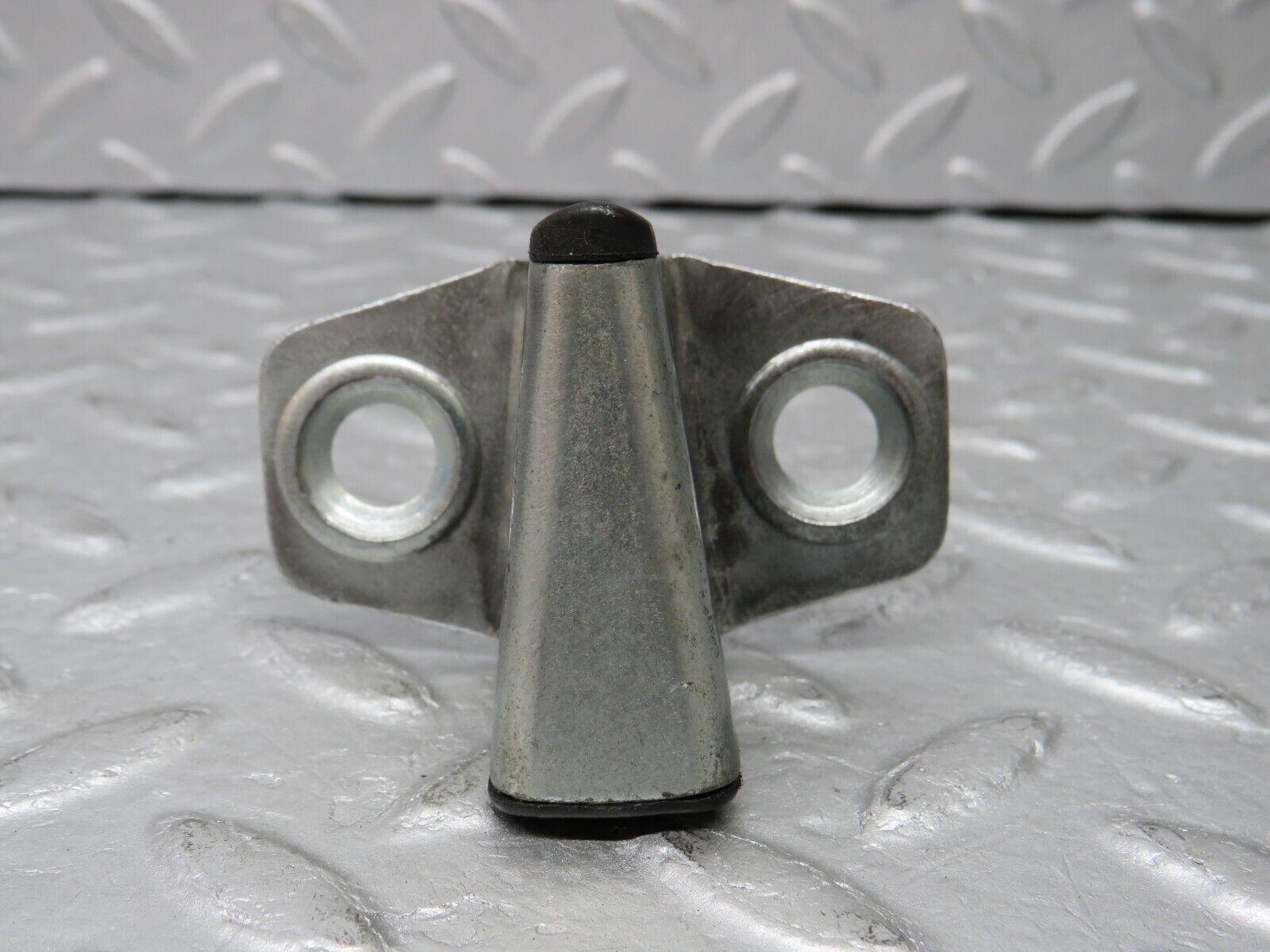 36611 Mercedes-Benz W201 190E 2.0L Door Lock Latch