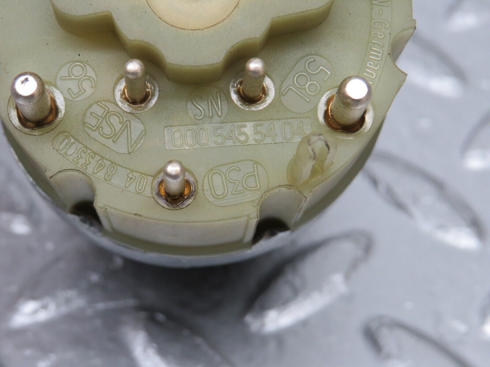 34070 Mercedes-Benz W124 260E Headlight Switch 0005455404