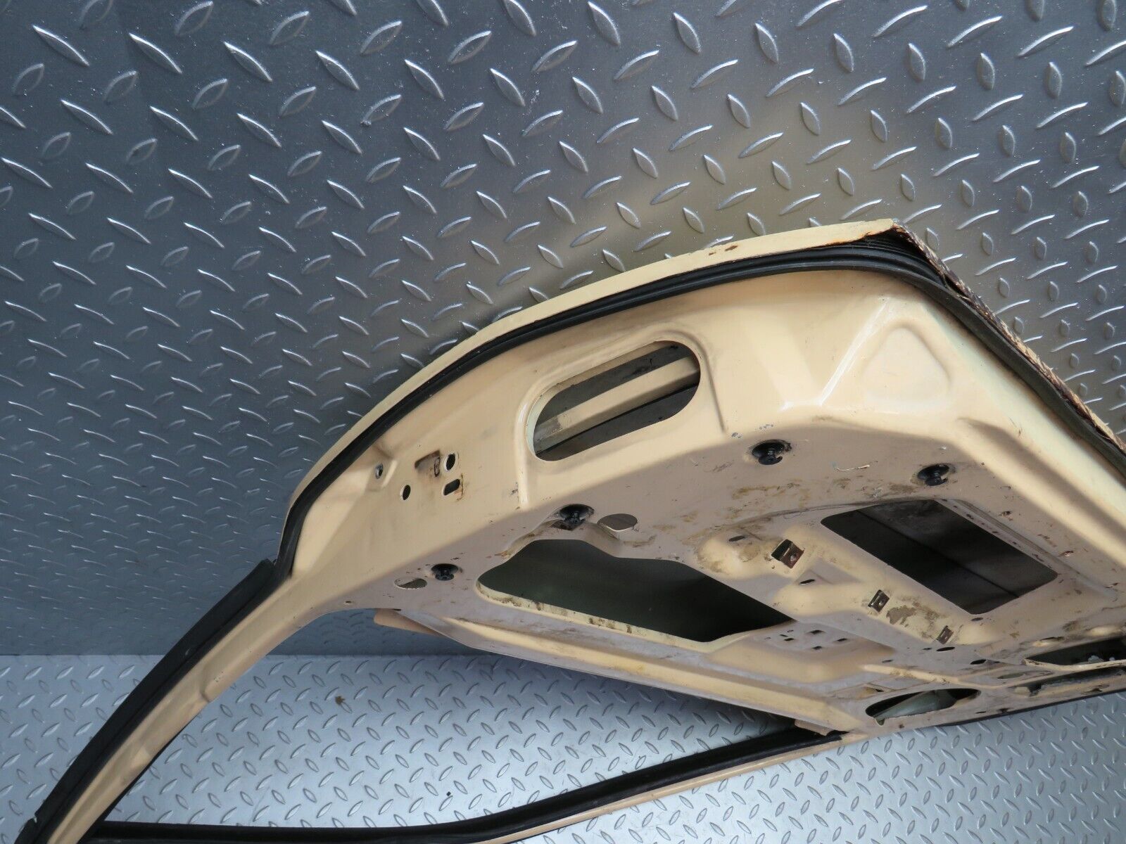 30036 Porsche 924 Right Door