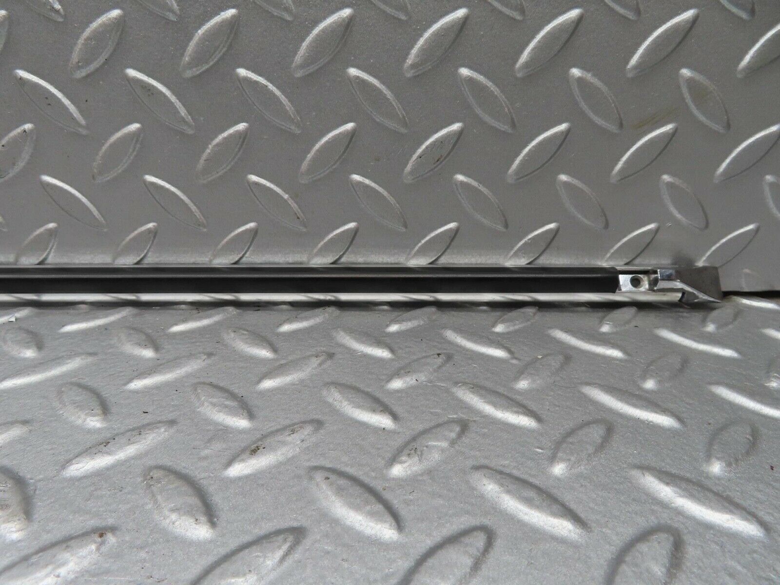 12942 Mercedes-Benz W111 220SE Front Right Door Centre Moulding Trim