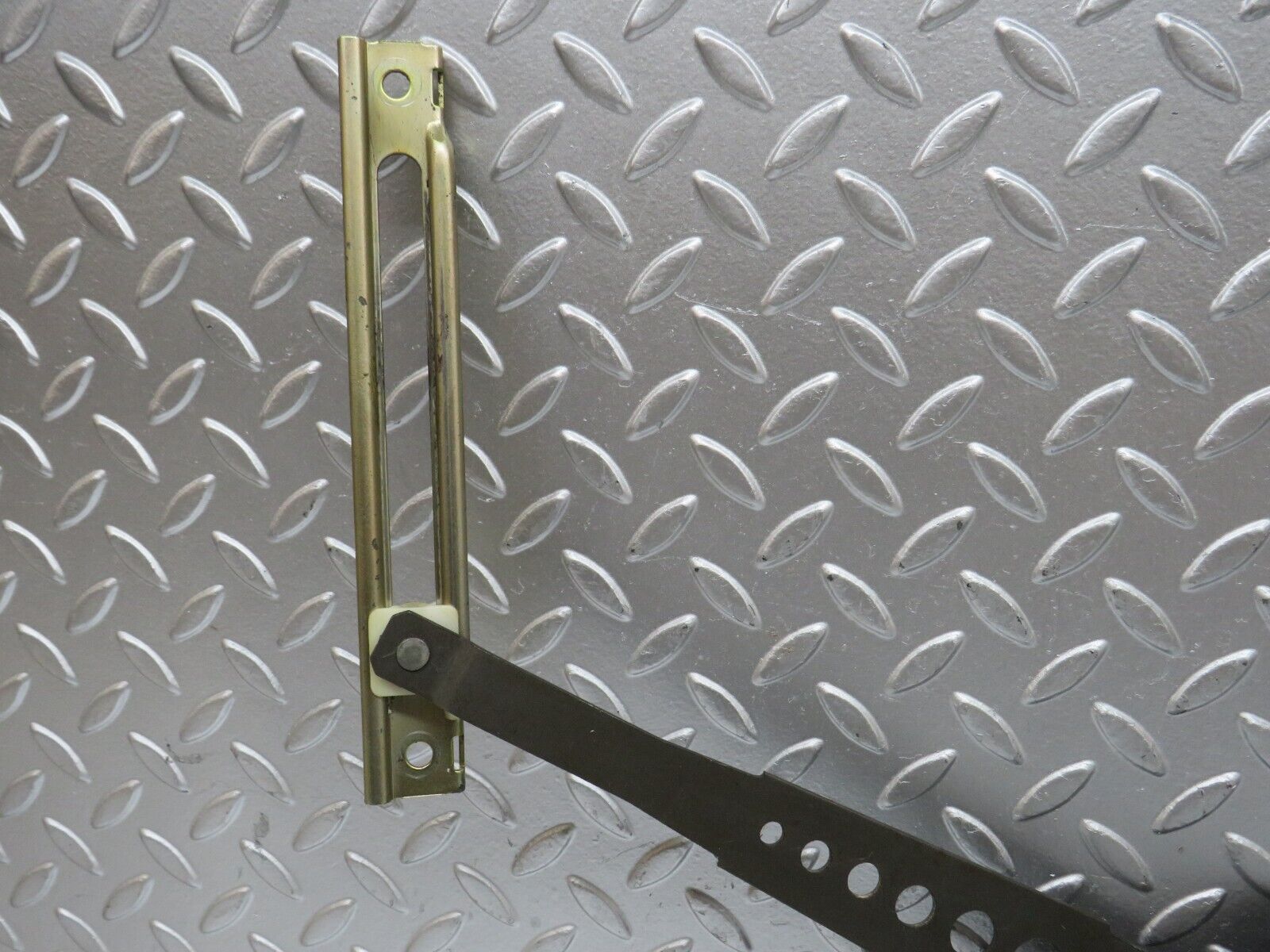 28297 Mercedes-Benz S123 240D Wagon Rear Right Manual Window Regulator