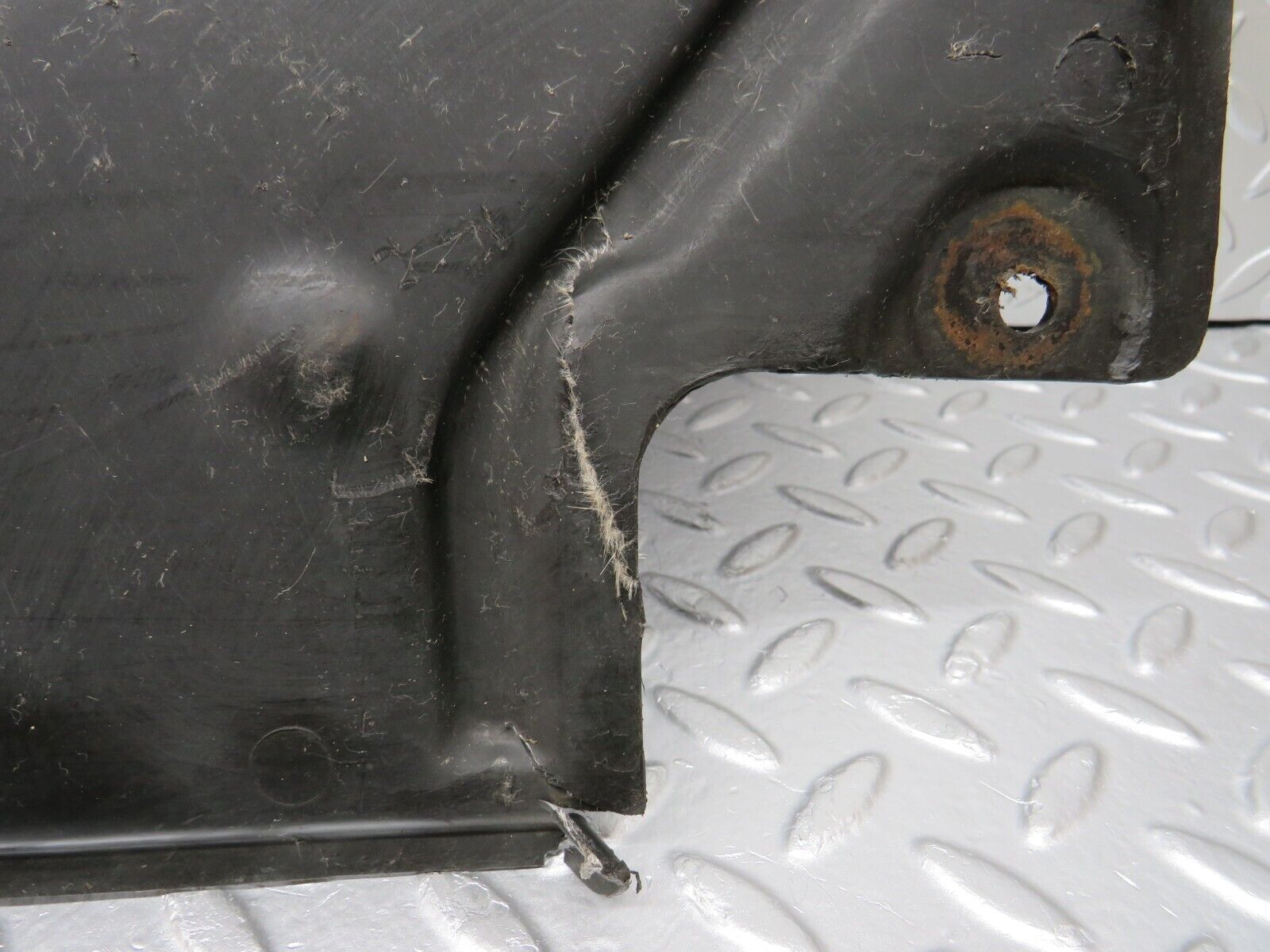 32580 Mercedes-Benz S124 300TE Wagon Engine Bay Undertray Cover 1245241530