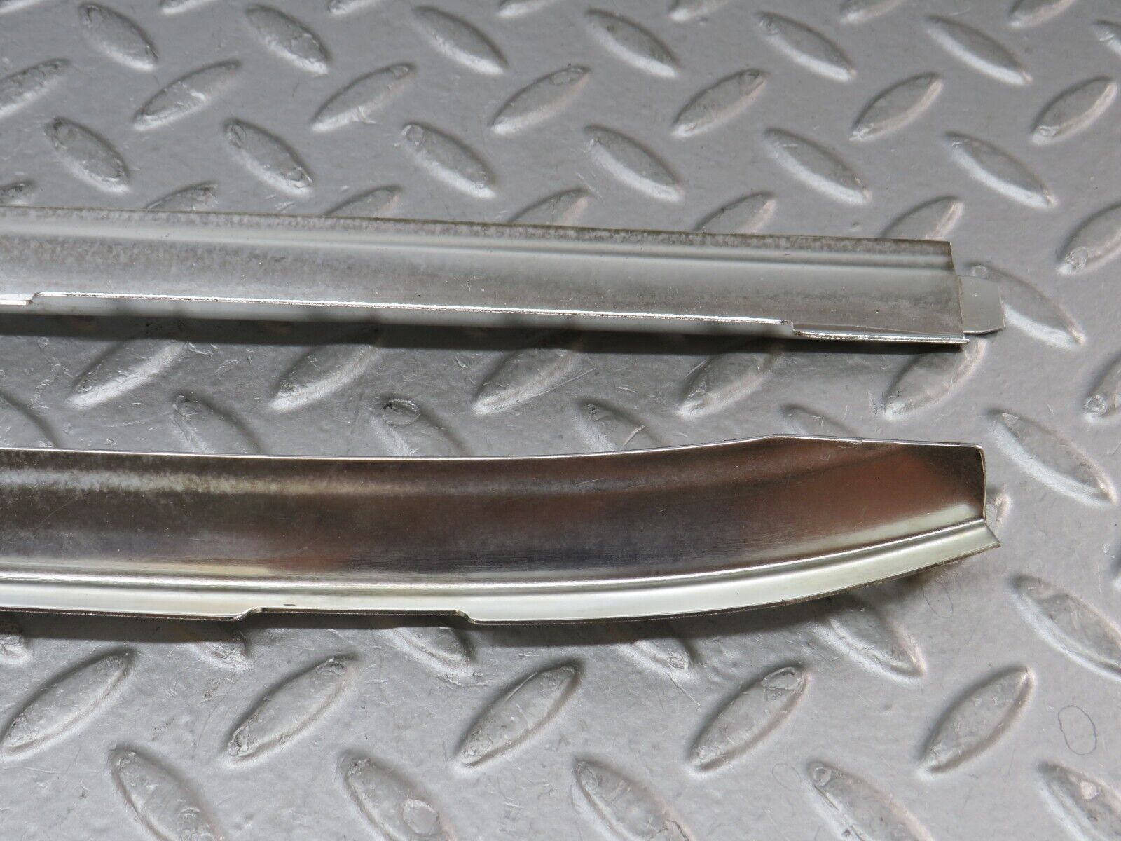 36310 Mercedes-Benz W126 420SE A Pillar Chrome Cover Trim Pair