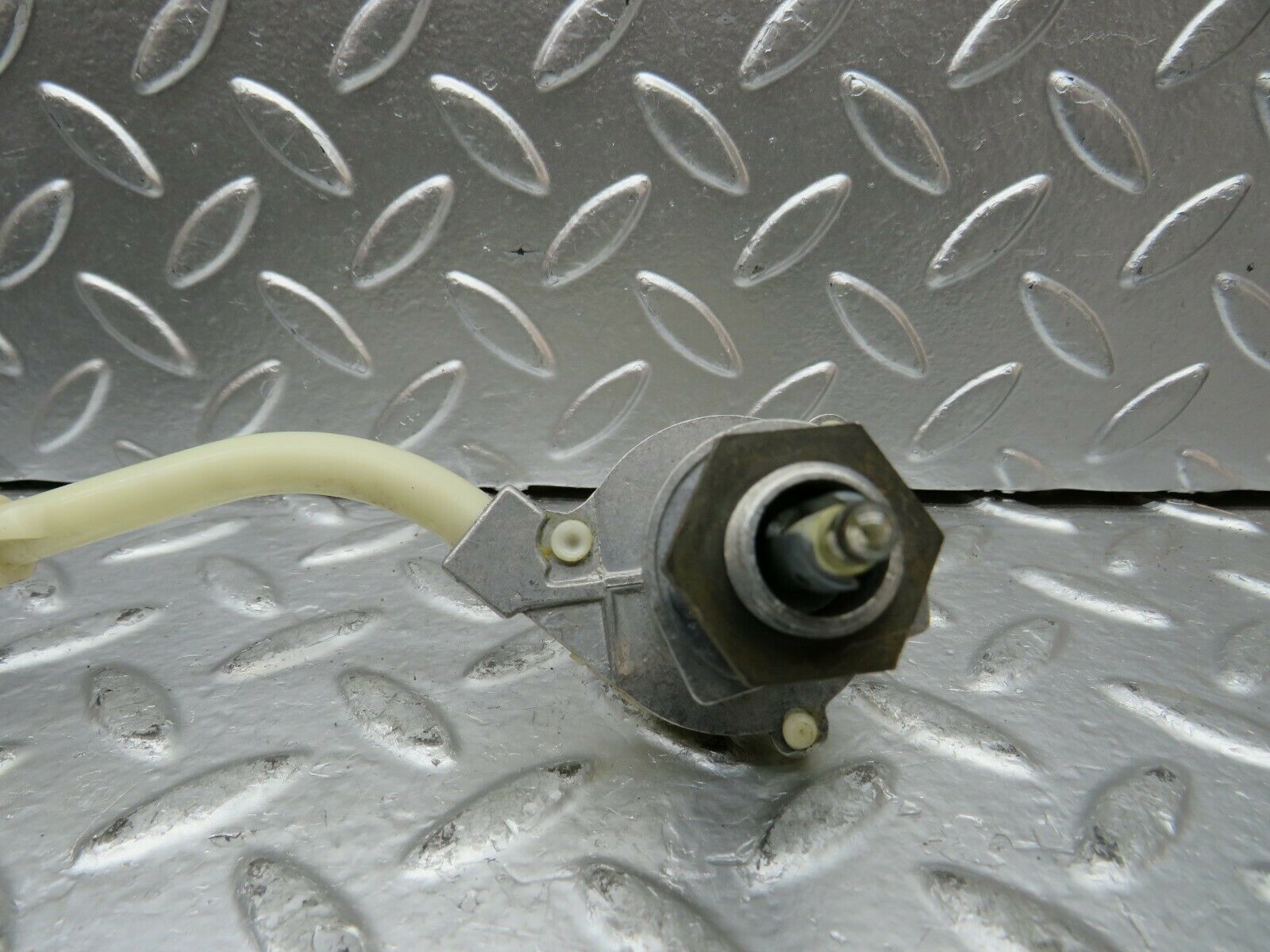 22970 Mercedes-Benz C123 230CE Coupe Heater Regulator 1238300385