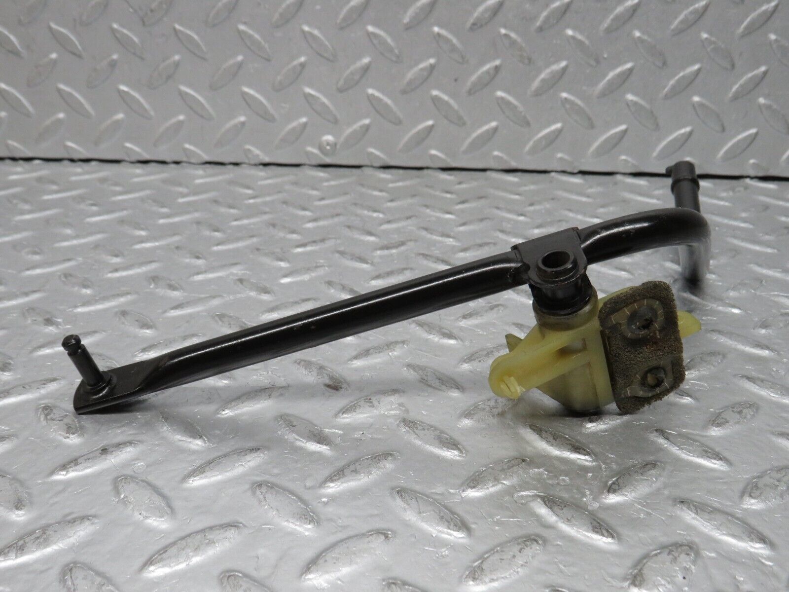 37939 Mercedes-Benz A124 320E Cabriolet Accelerator Pedal Linkage 2013010218