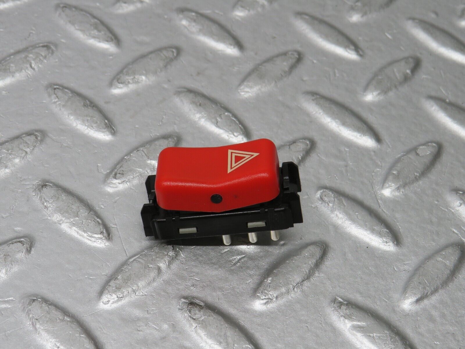 38401 Mercedes-Benz R129 280SL Coupe Hazard Light Switch 1408205510