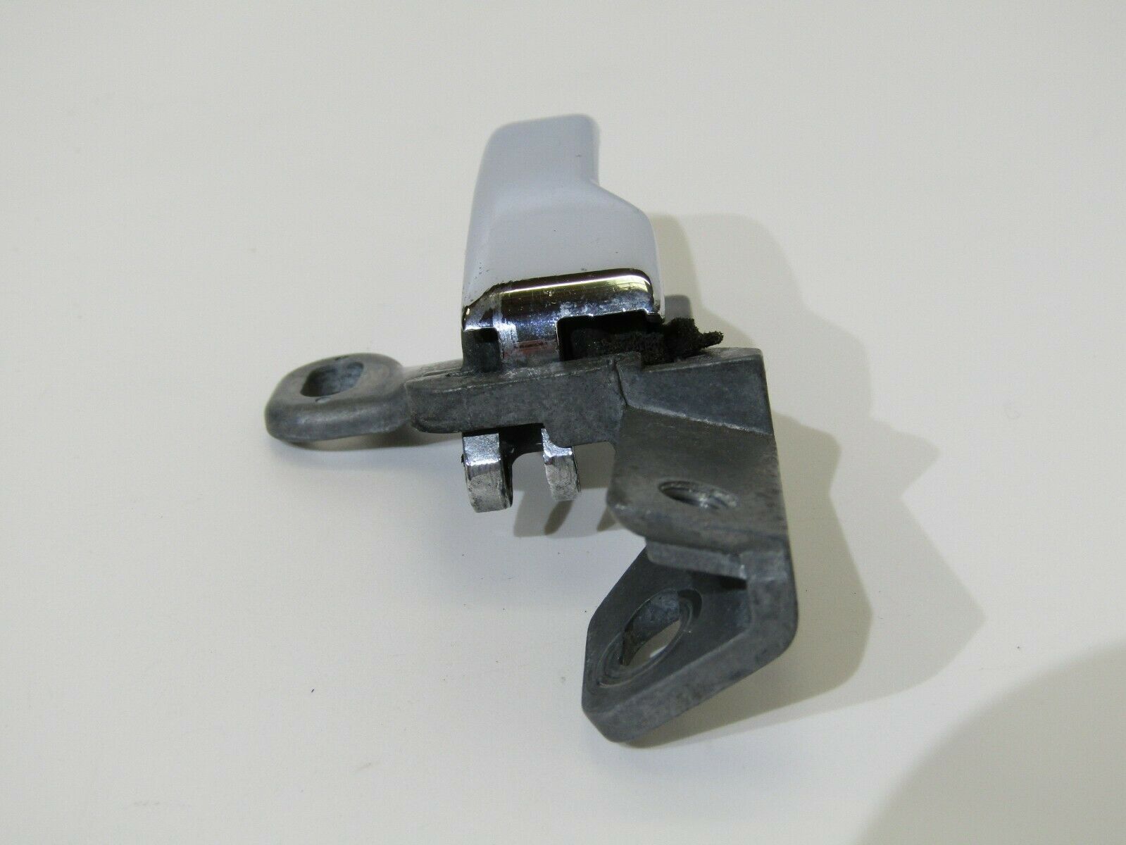 1035 Mercedes-Benz C123 230CE Right Interior Door Handle 1237600261