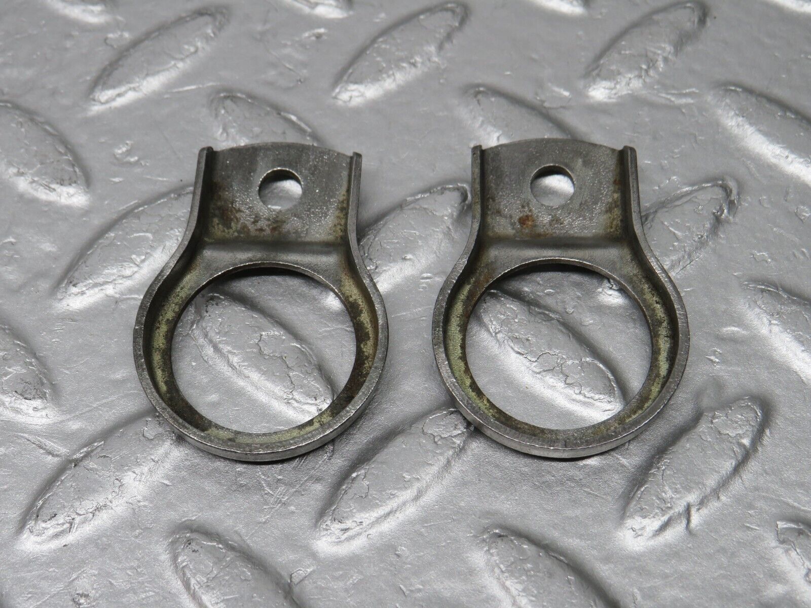 37567 Mercedes-Benz W109 300SEL Fuel Injector Bracket