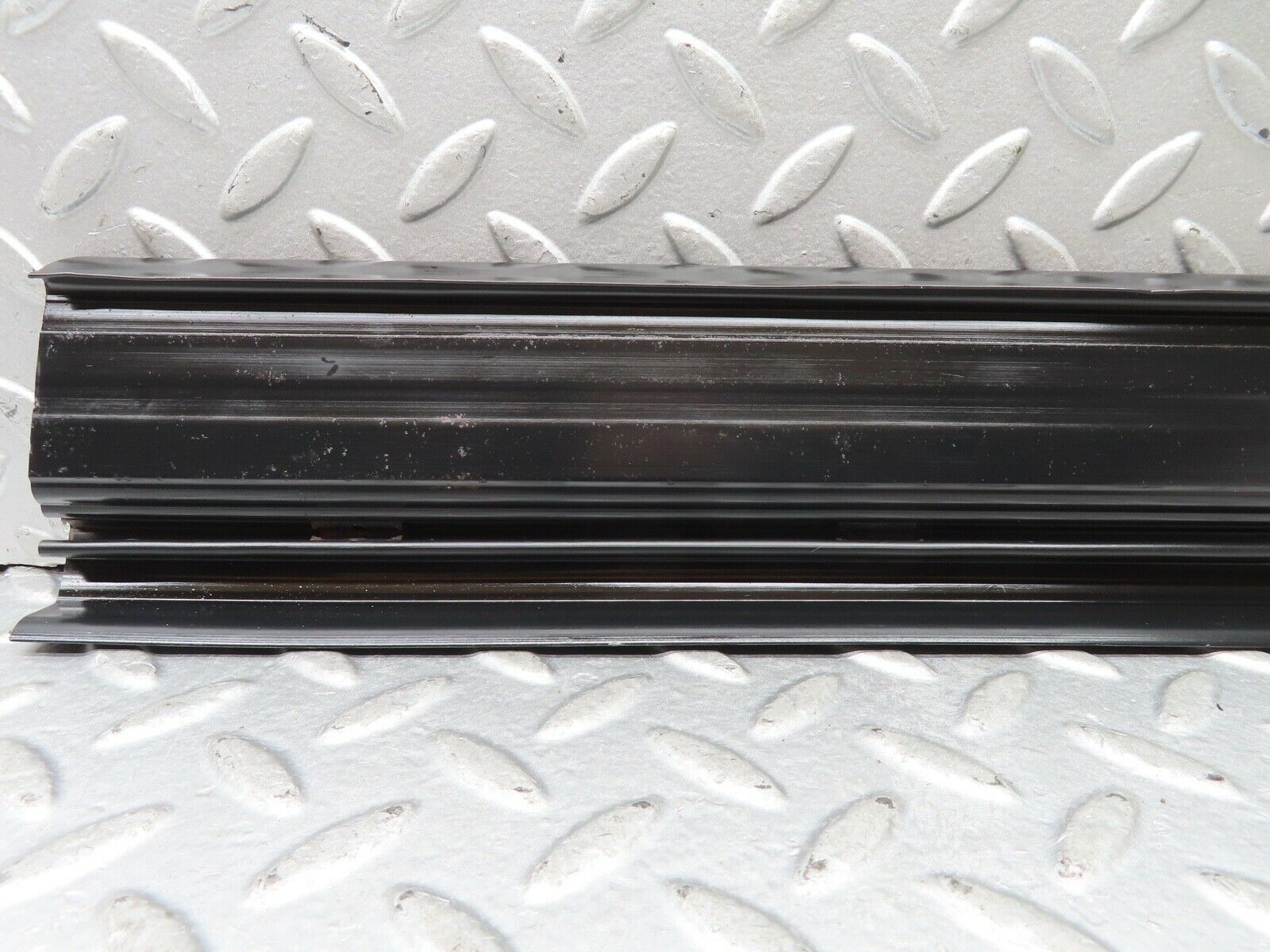 19059 Mercedes-Benz W123 300D Rear Right Door Sill Trim Black