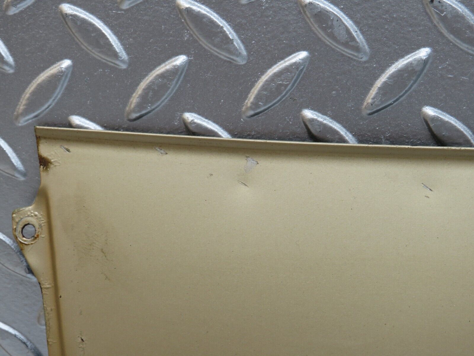 28453 Mercedes-Benz S123 240D Wagon Wiper Motor Assembly Cover Access Panel