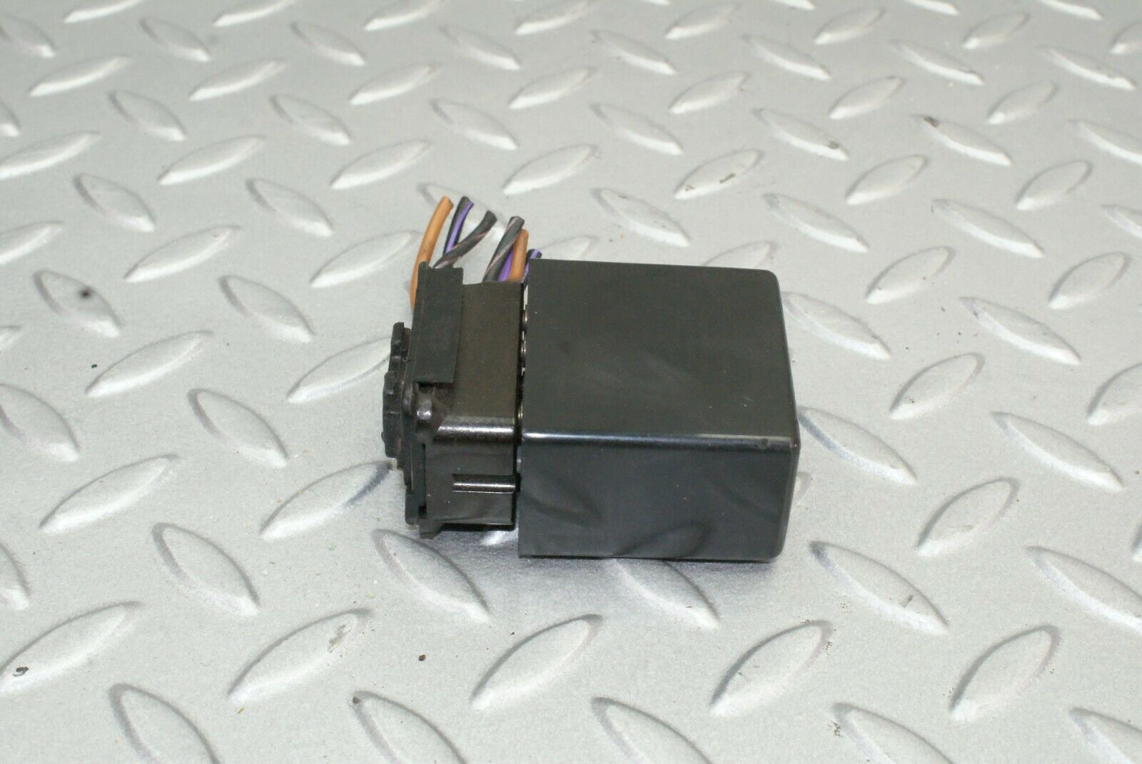 2515 Mercedes-Benz W116 350SE Wiper Control Relay 1238210063