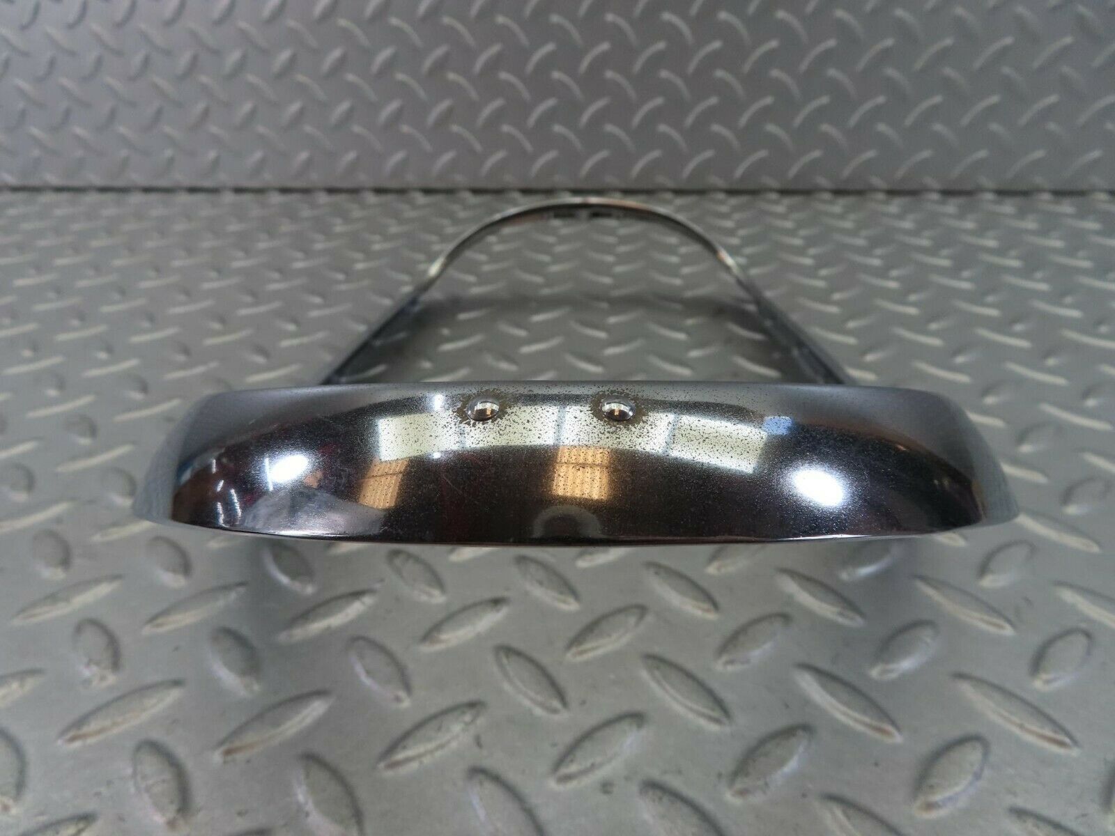 8124 Mercedes-Benz W108 Headlight Chrome Frame