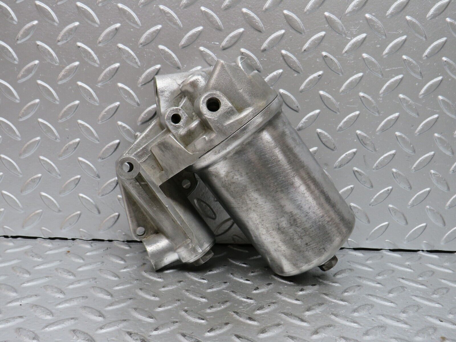 28041 Mercedes-Benz W123 280E Oil Filter Housing 1101800710