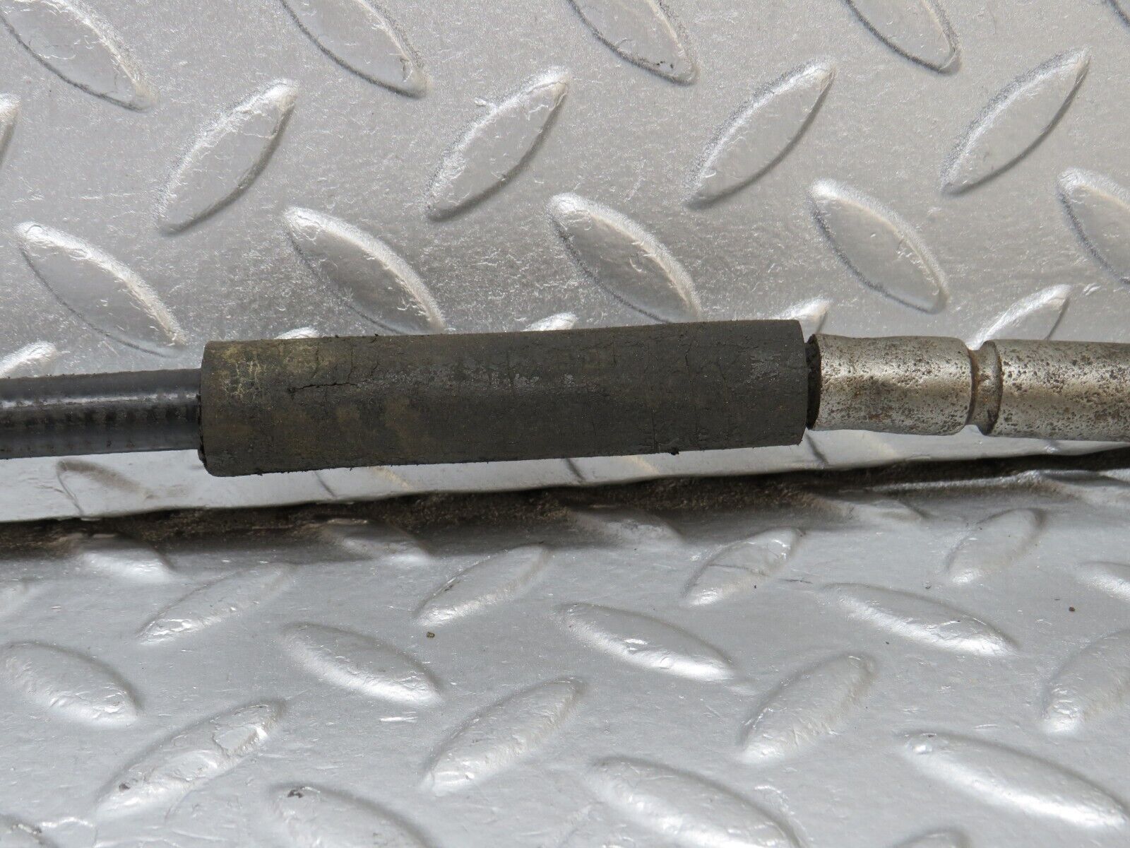 40455 Mercedes-Benz W110 230 Handbrake Cable Handbrake Pulley 1104200790