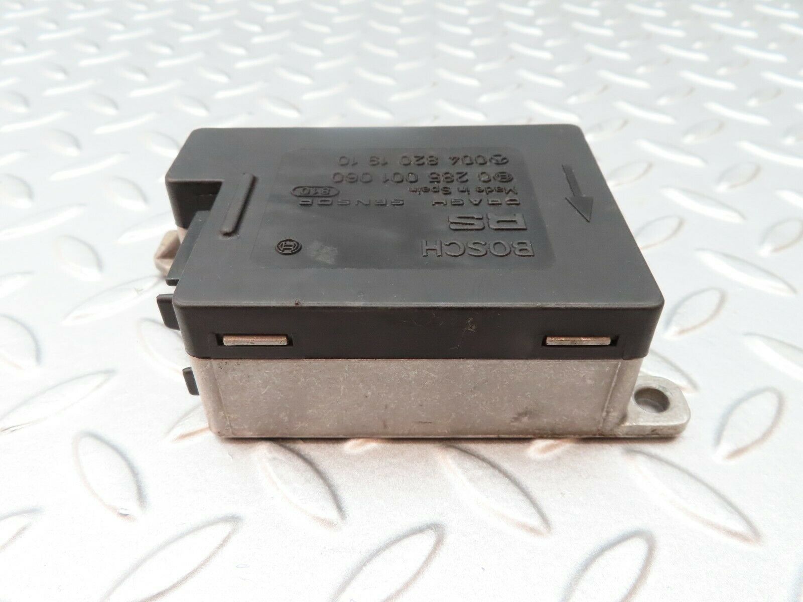 5379 Mercedes-Benz W124 230E Airbag Crash Sensor ECU 0048201910