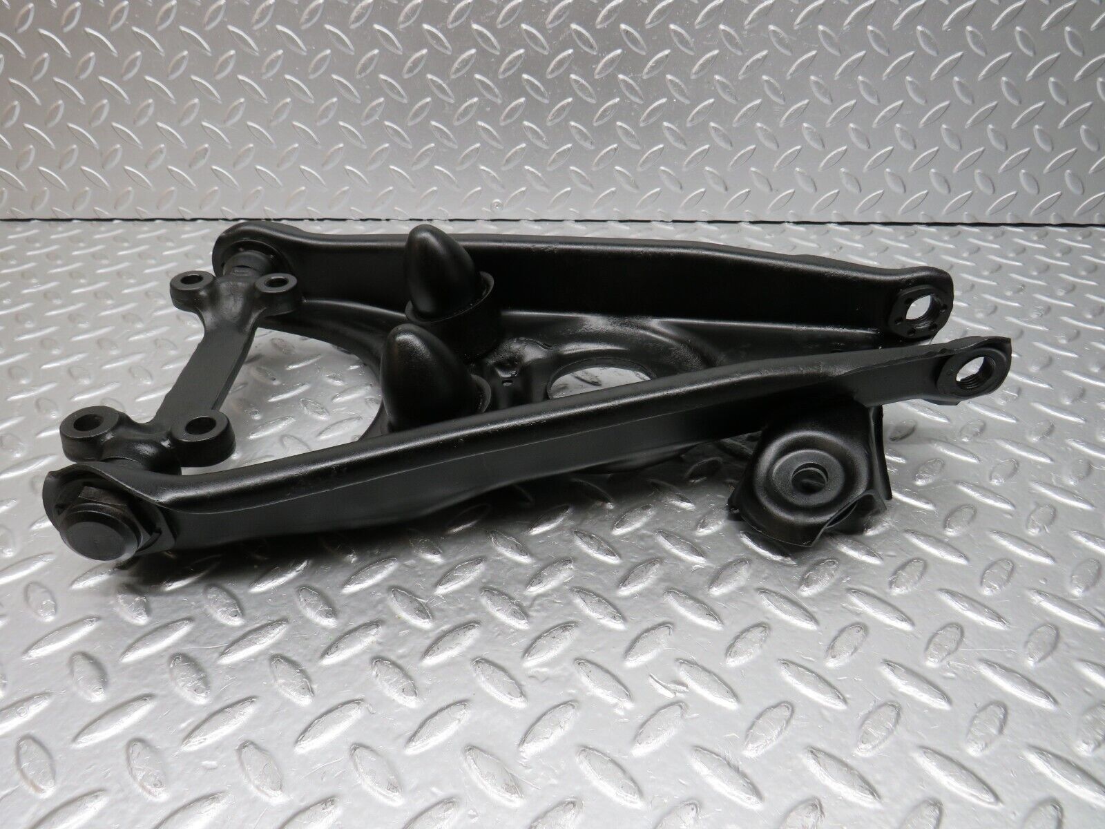 32273 Mercedes-Benz W108 280SE Front Left Lower Control Arm