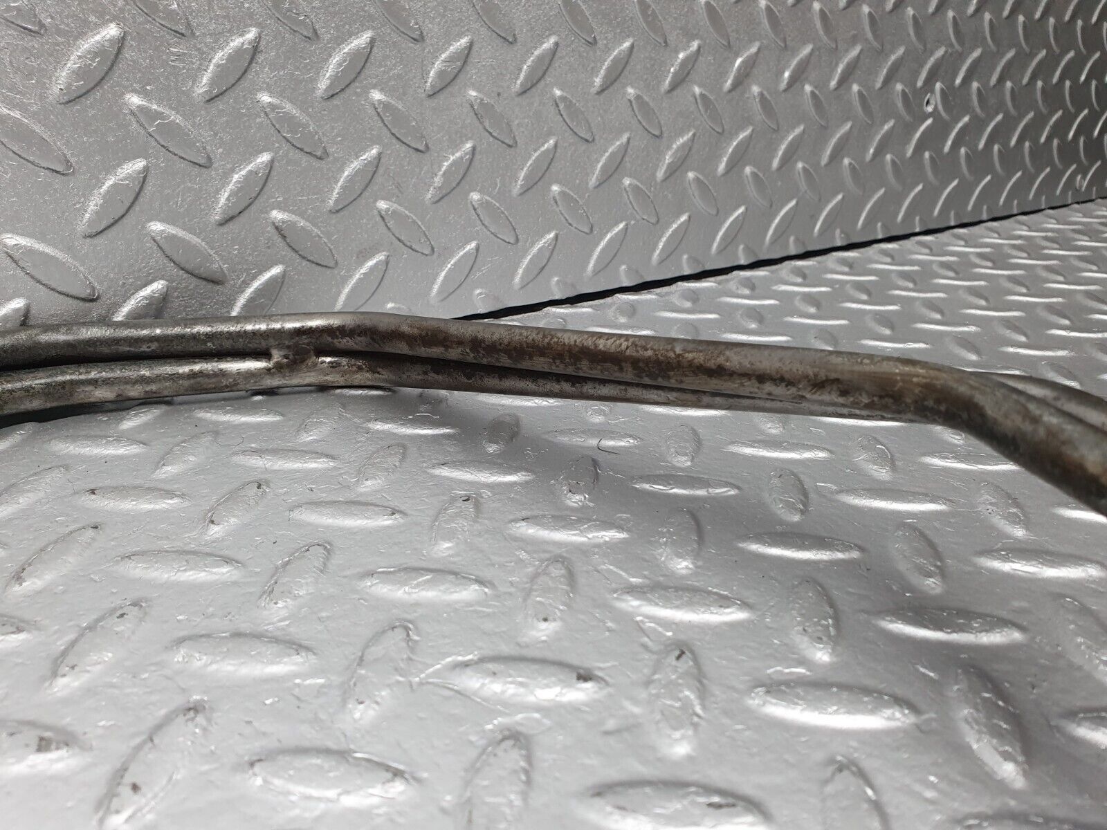 41194 Mercedes-Benz W126 300SE Oil Cooling Pipe Line