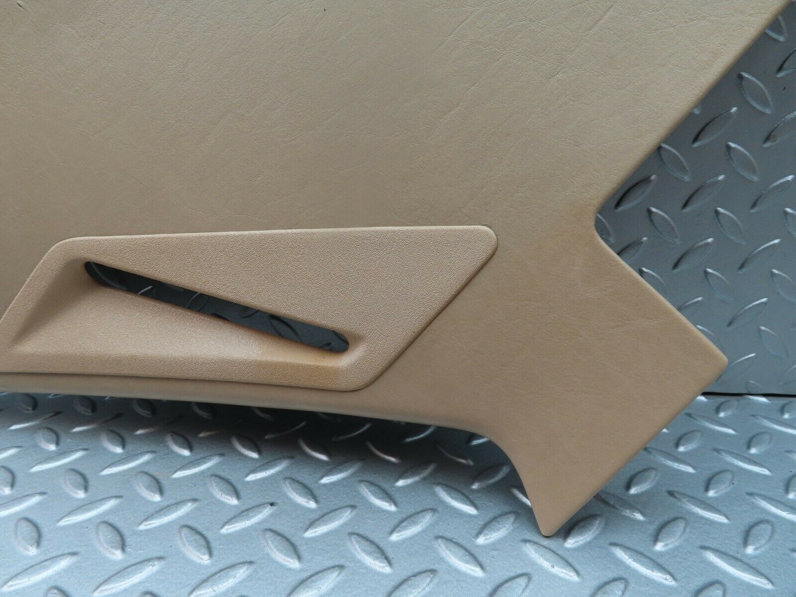 5449 Mercedes-Benz W124 230E C Pillar Panel Right 1246952844