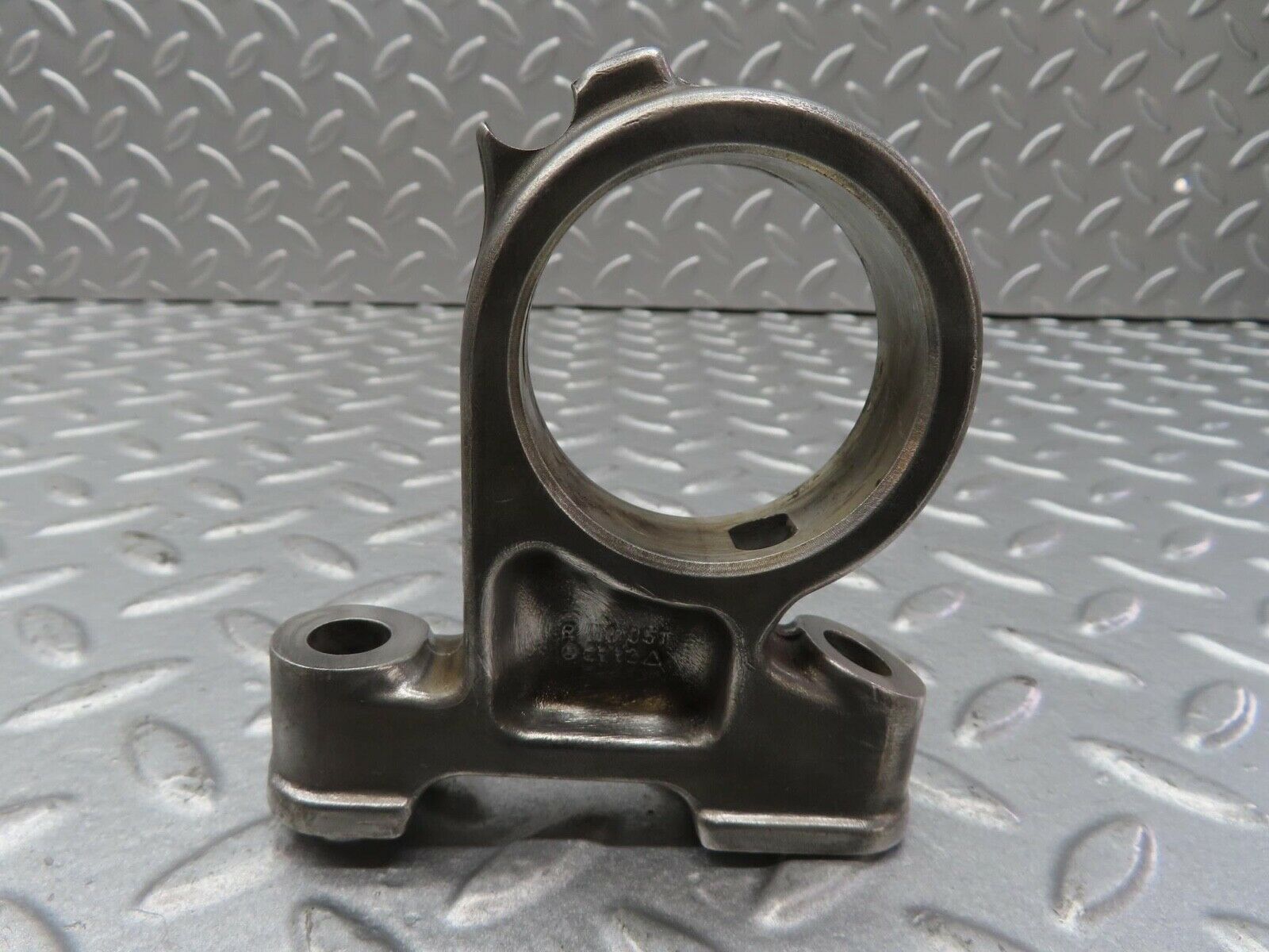 13357 Mercedes-Benz C107 350SLC Coupe Camshaft Tower Bearing 1160512112