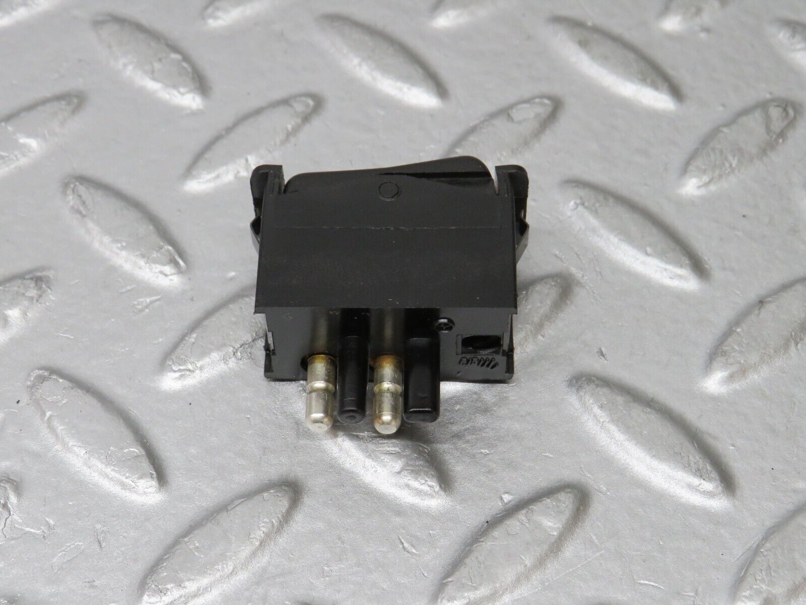 36119 Mercedes-Benz W126 420SE Interior Light Switch 0008205910