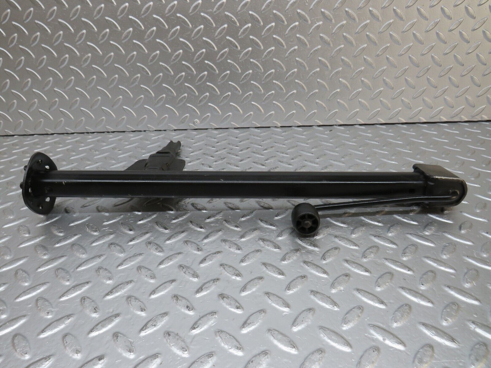 32729 Mercedes-Benz W201 Car Jack 2105830115