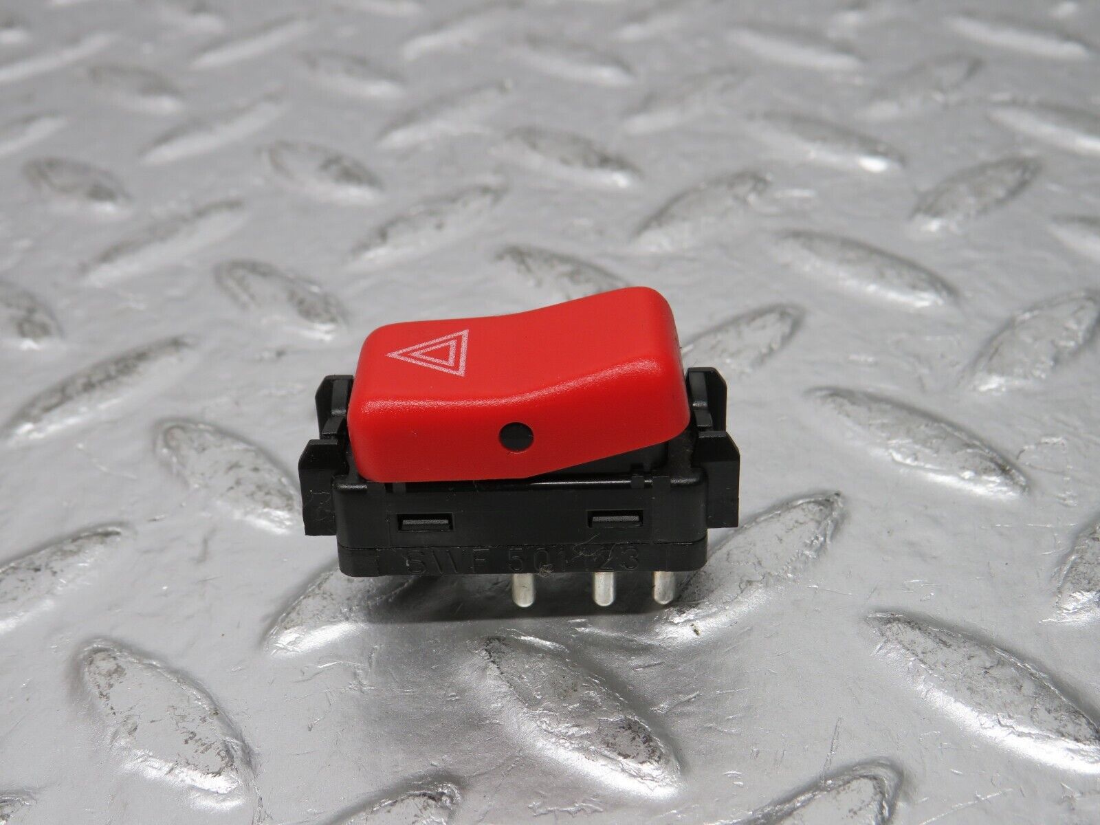 30514 Mercedes-Benz W124 230E Hazard Warning Light Switch 1248200110