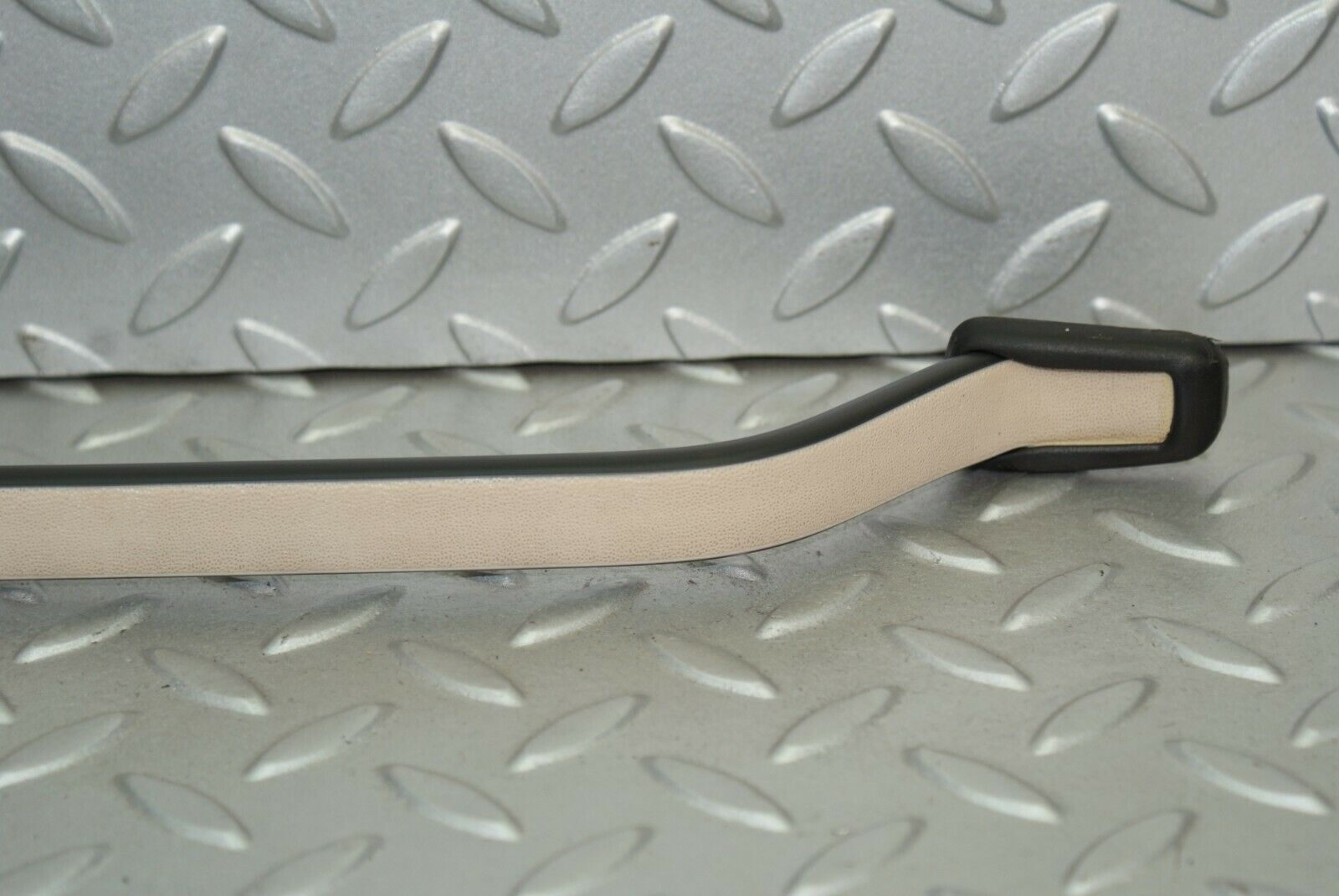 2745 Mercedes-Benz C123 280CE Coupe Interior Roof Grab Handle Rear